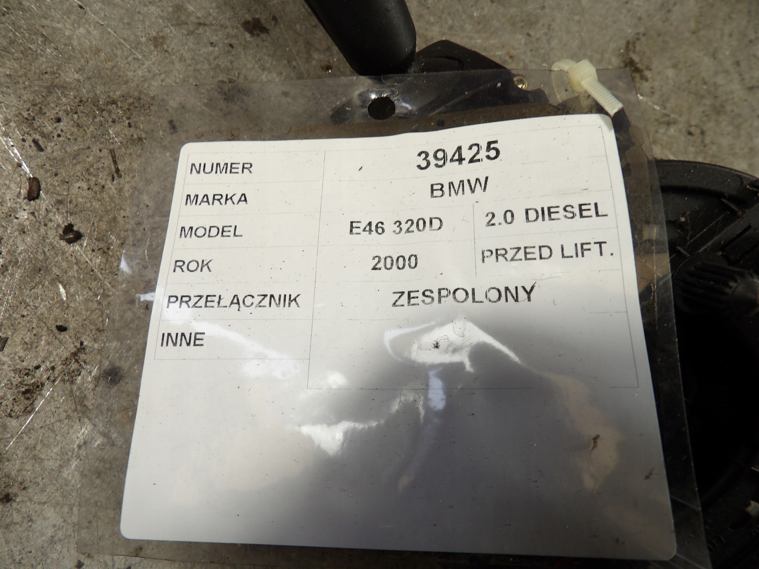 BMW E46 Commodo essuie glace 8363668, 8363669