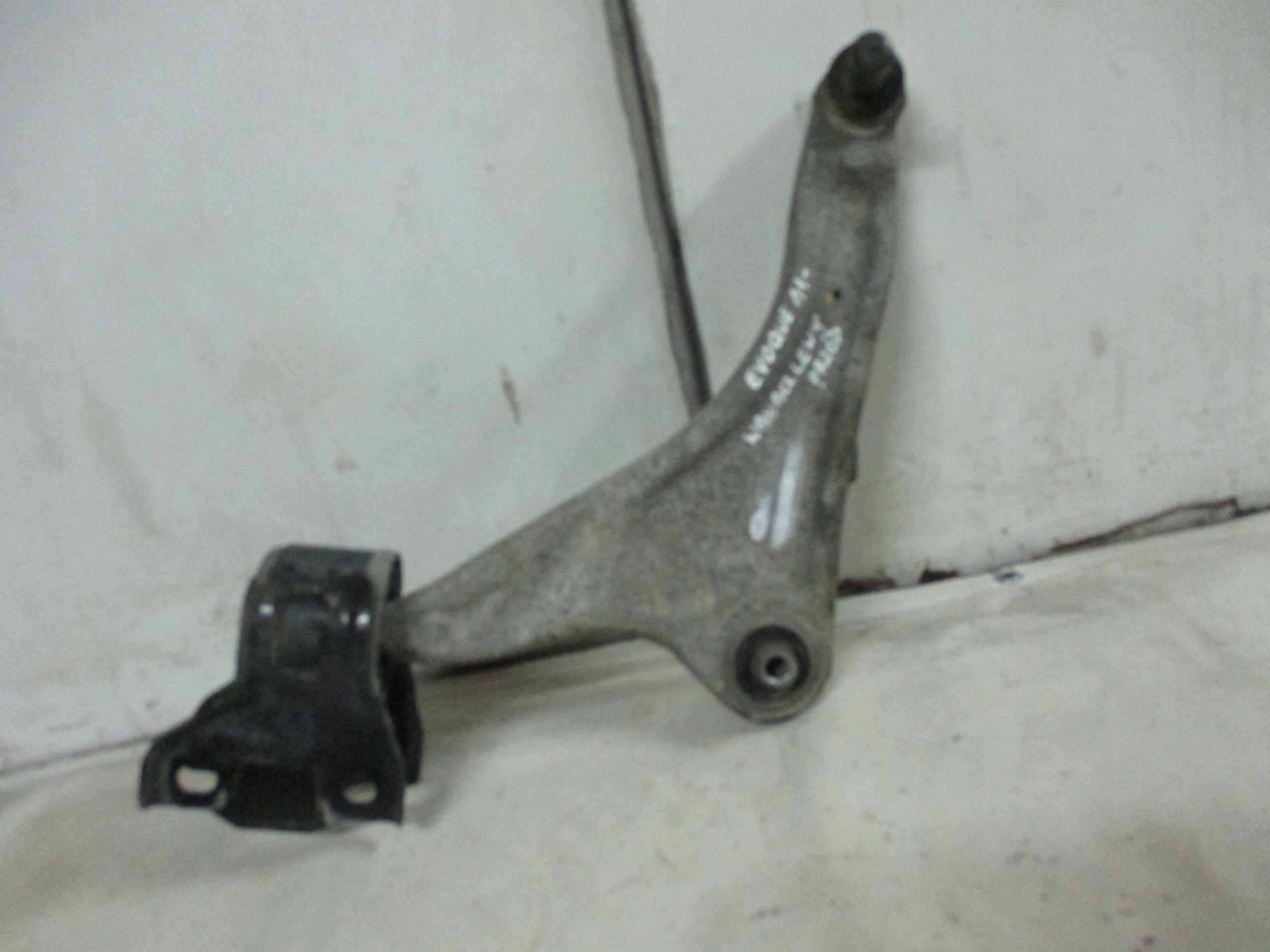 Querlenker links vorne Range Rover Evoque 2011r- BJ32-3A053
