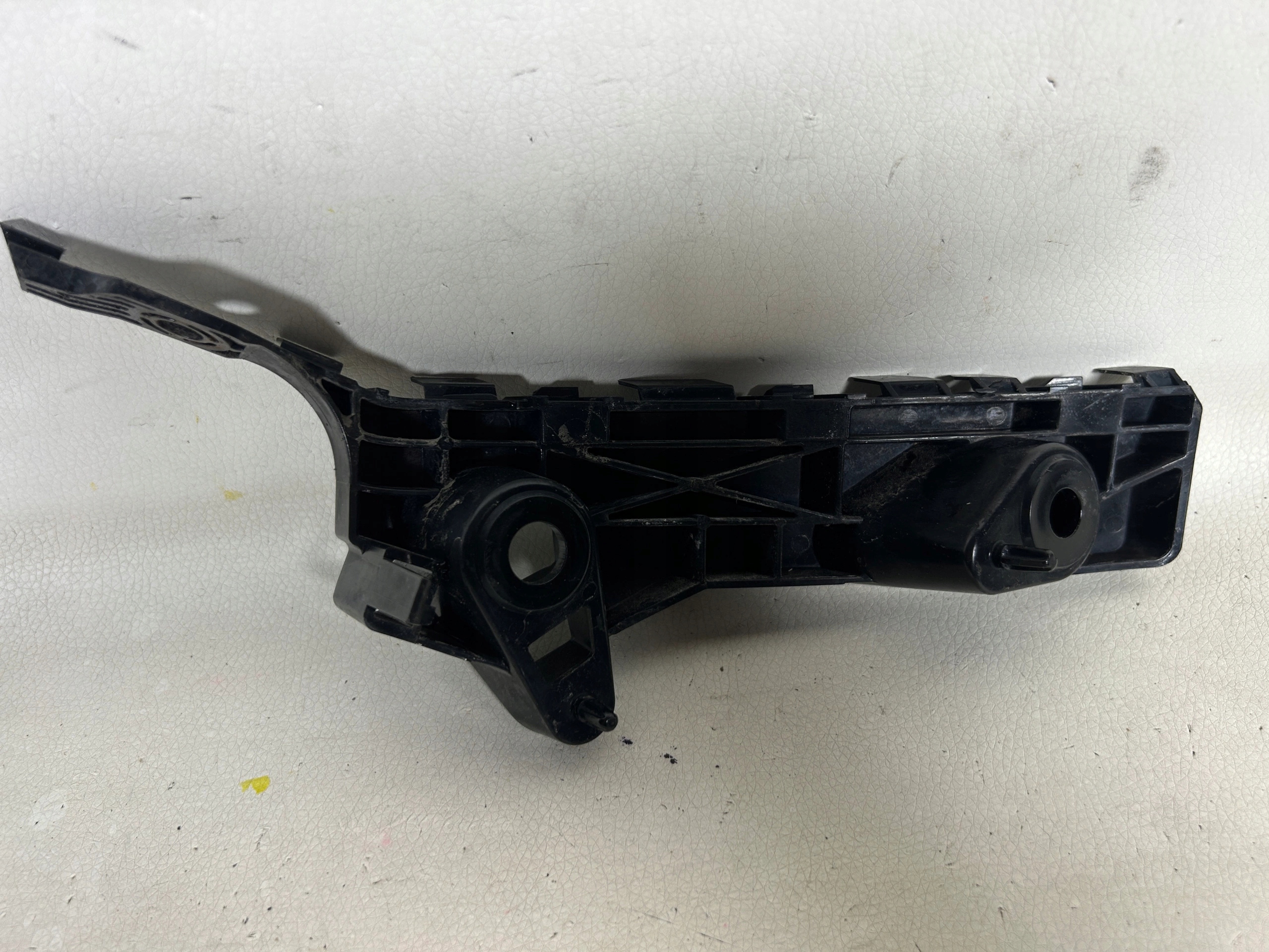 Mazda 3 13- bumper bracket front K4150 BHN1500U1