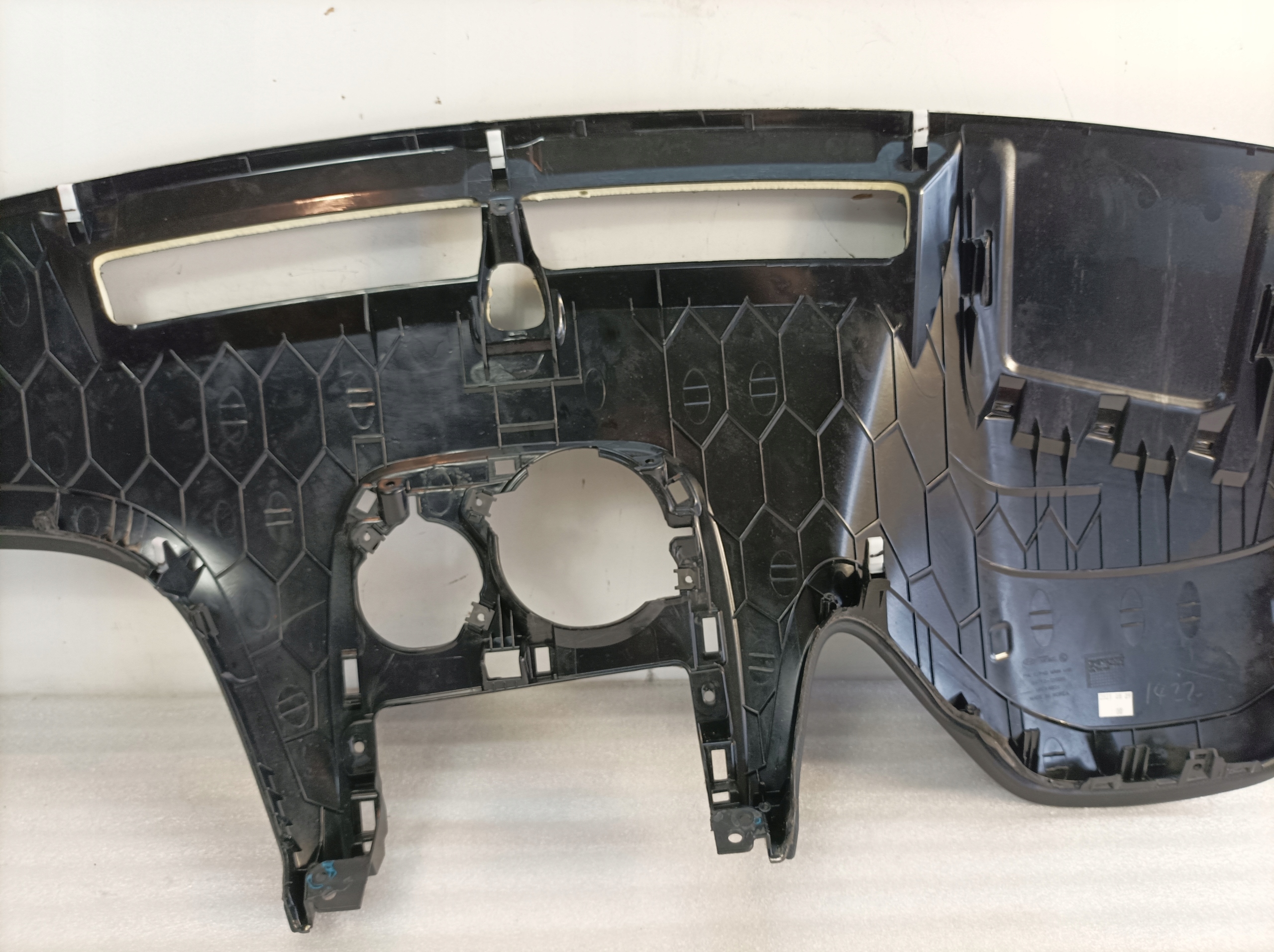 Hyundai SANTA FE IV торпеда консоль