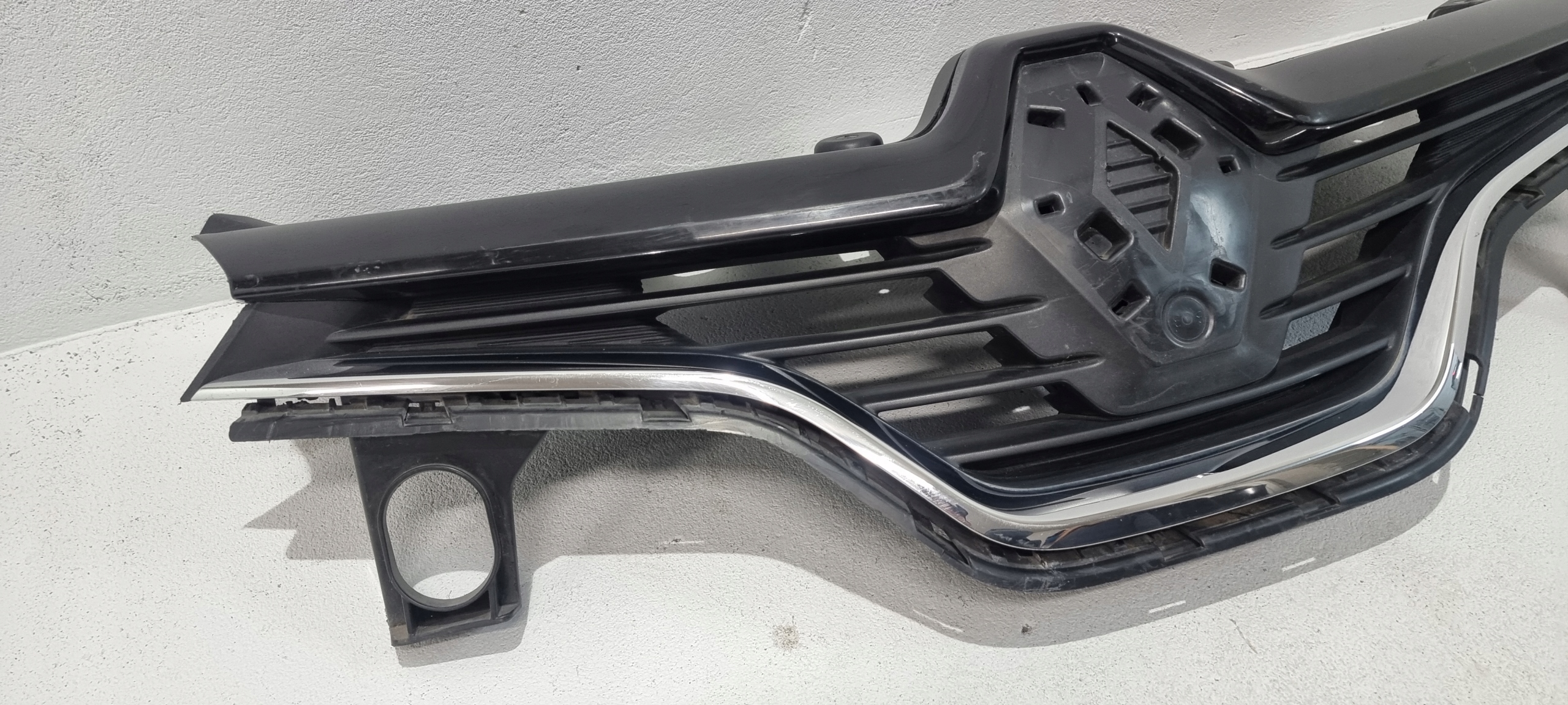 Renault Captur RJB Kühlergrill FRONTGRILL Kühlergitter 623102335R - Thumbnail 8