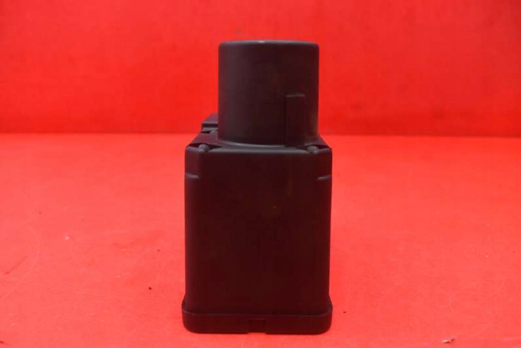 Pompa Centrale Della serratura 8TZ00652206 AUDI A4 B5 94-99