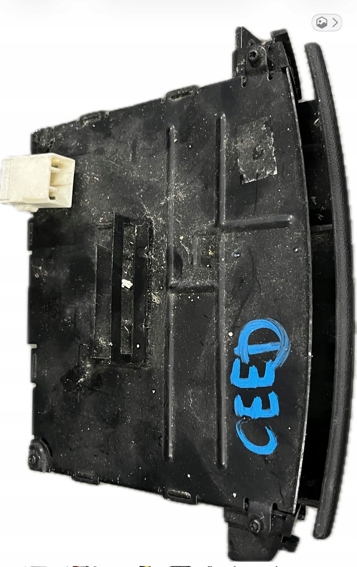 POPIELNICZKA KIA CEED I 84550-1H100