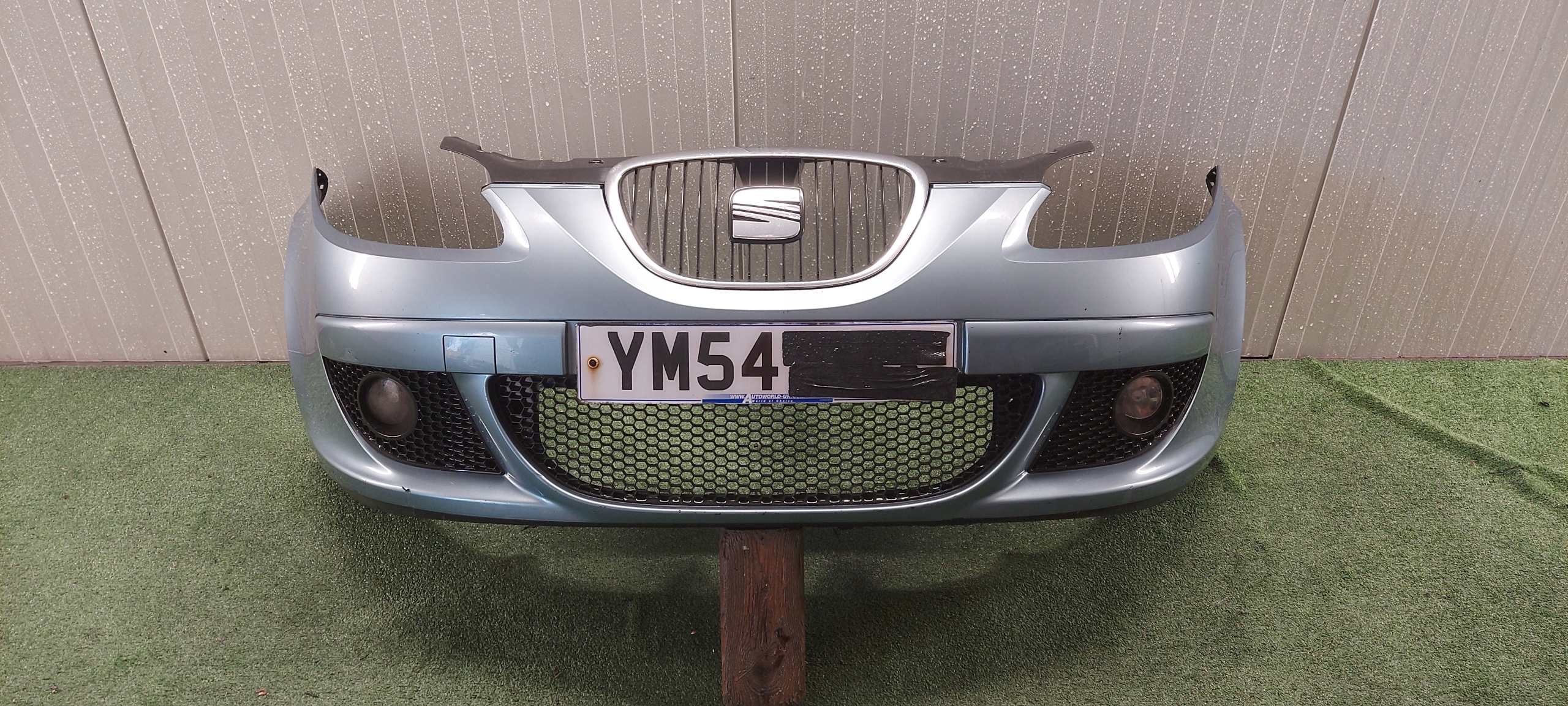 bumper front SEAT ALTEA TOLEDO LAK: LS5U