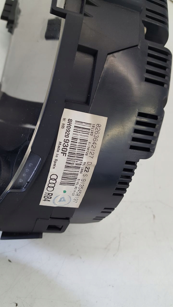 dials 8H0920930F Audi A4 B6 2,5 TDI Cabrio