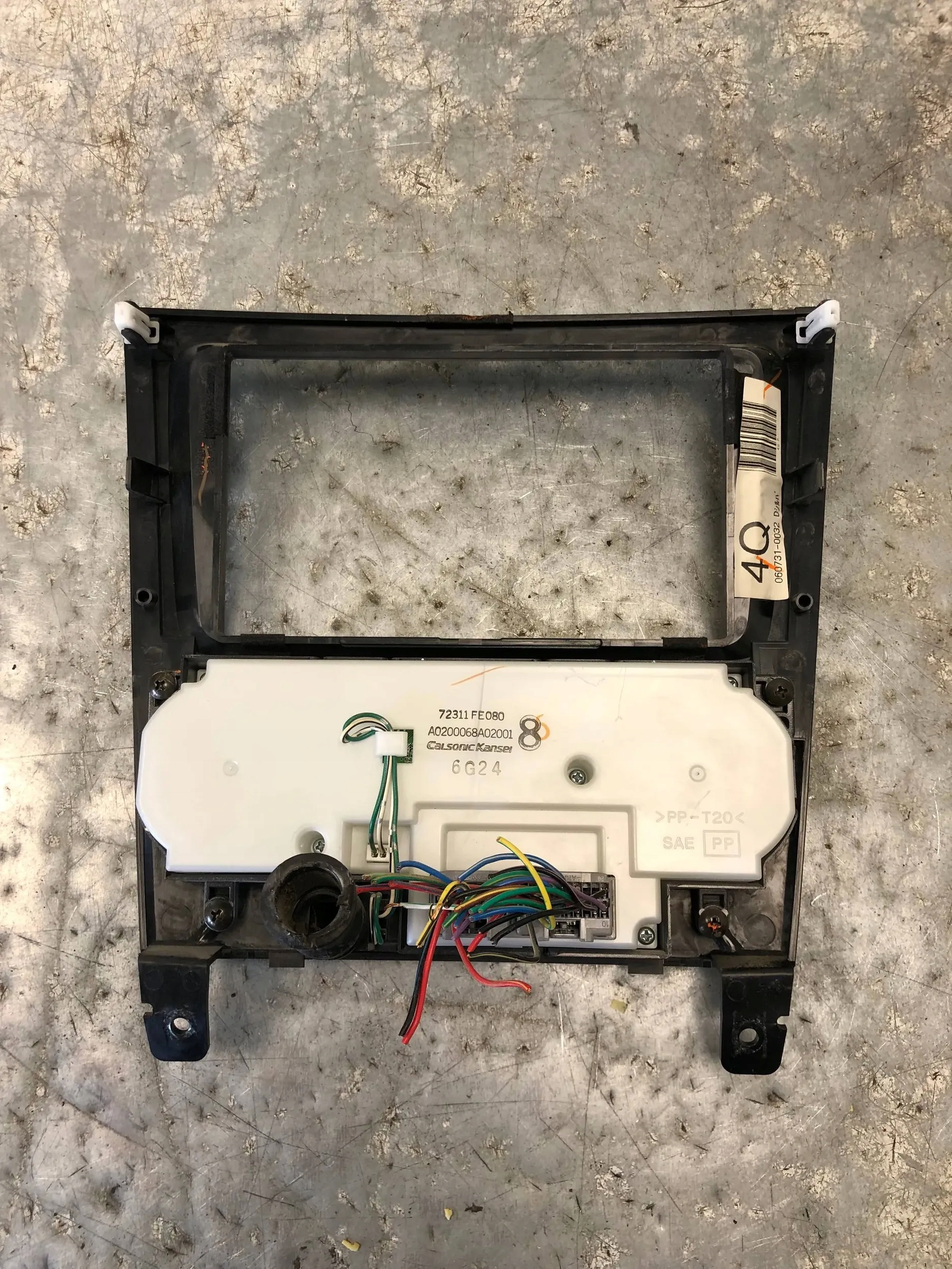 Unite commande clima Châssis SUBARU IMPREZA II HAWKEYE 72311FE080