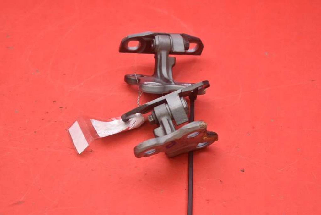 hinge hinges door right front A046572 VOLVO V60 1 and 10-13