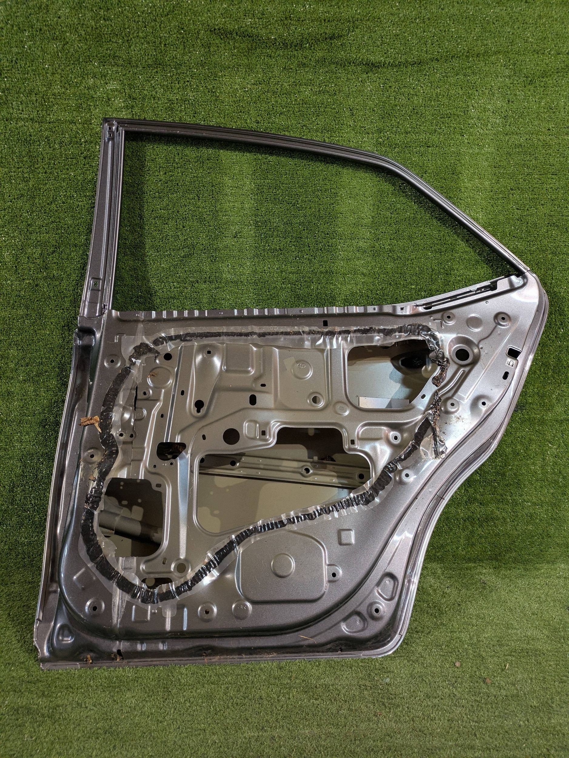 Tür hinten rechts rechts heck TOYOTA COROLLA E16 E18 NR.D4746