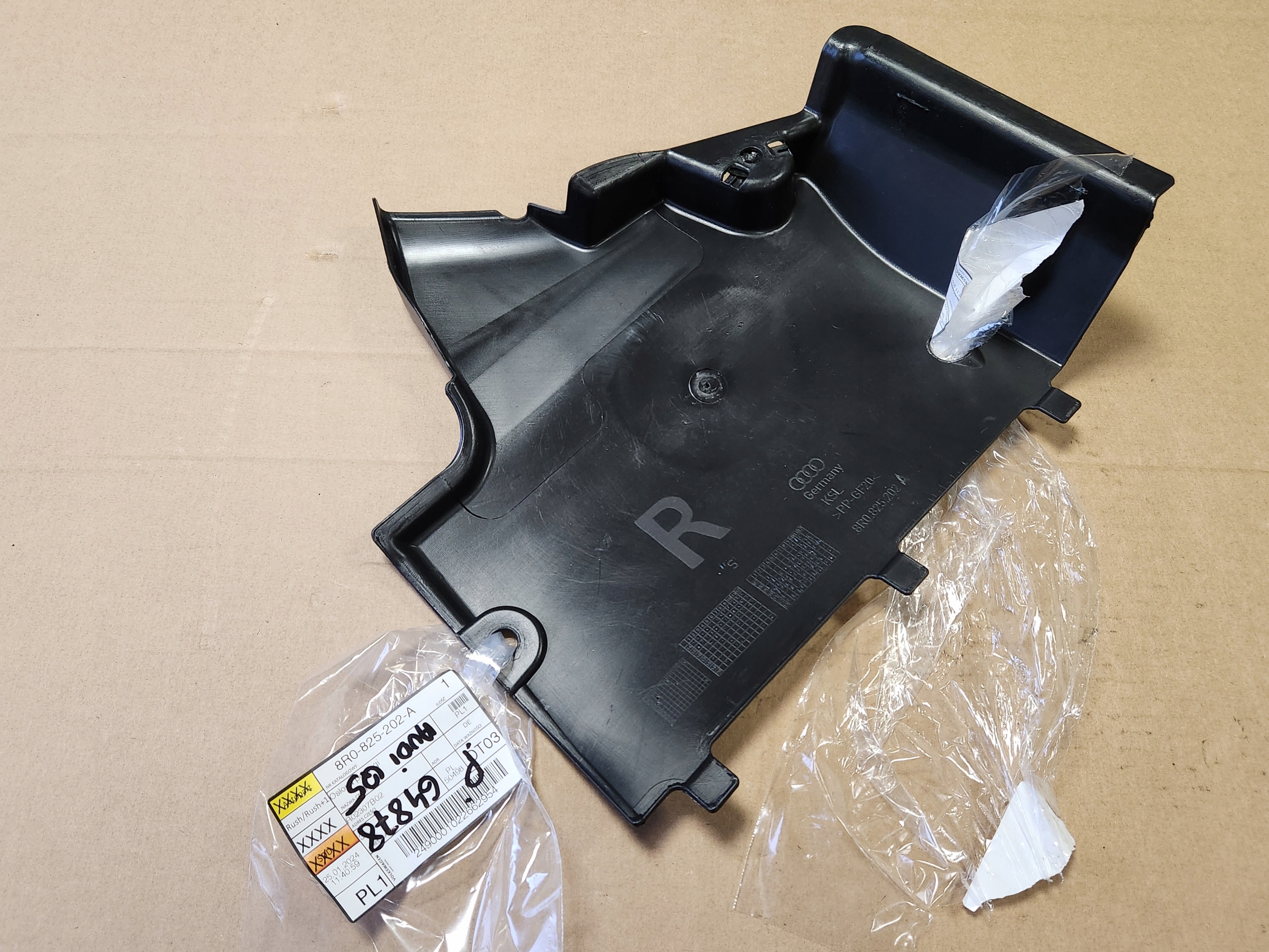 OSŁONA DOLNA AUDI Q5 09->17 PRAWA lub LEWA NOWA ORYG.*