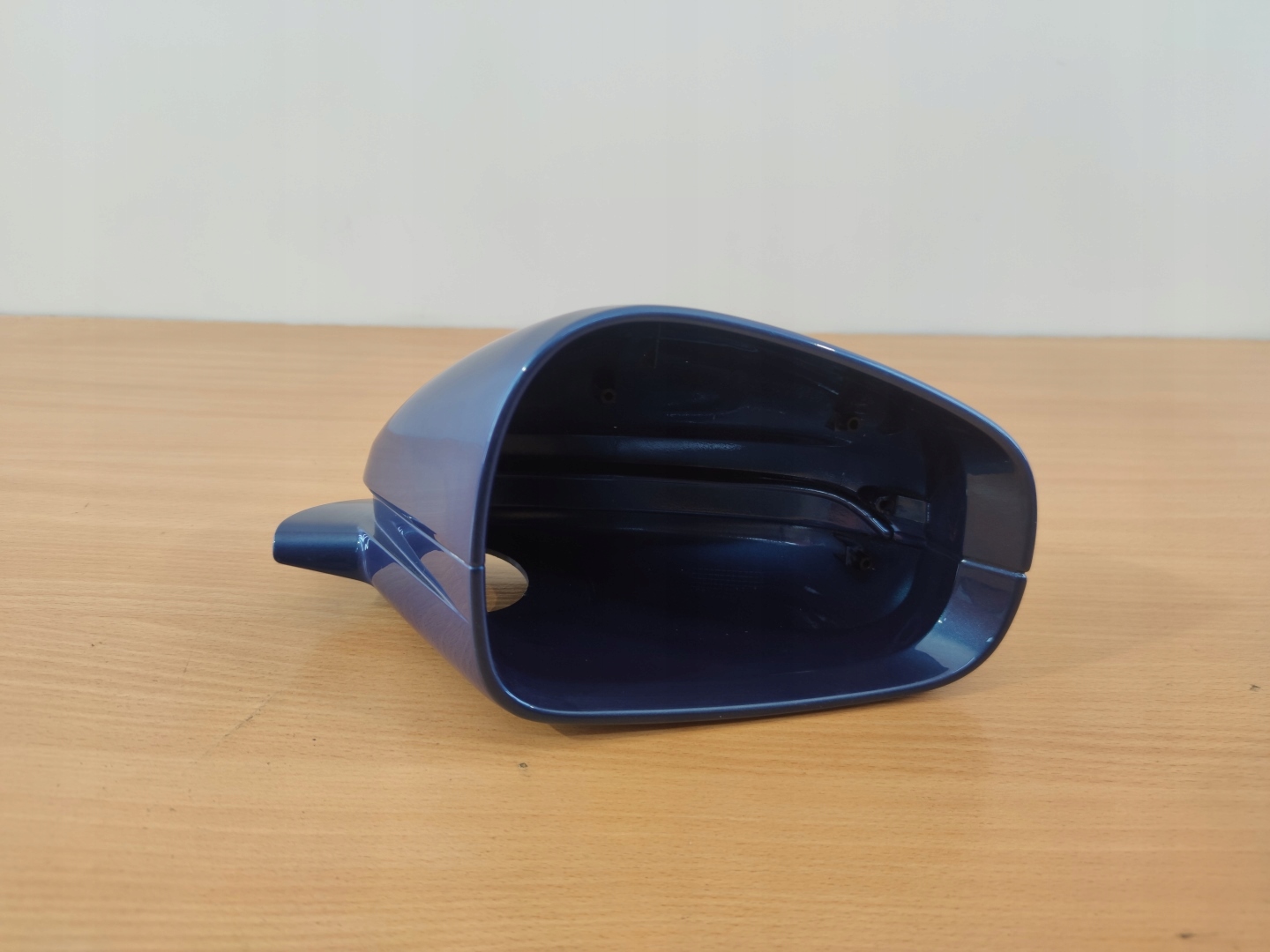 FERRARI BERILNETTA F12 right cover cap nice