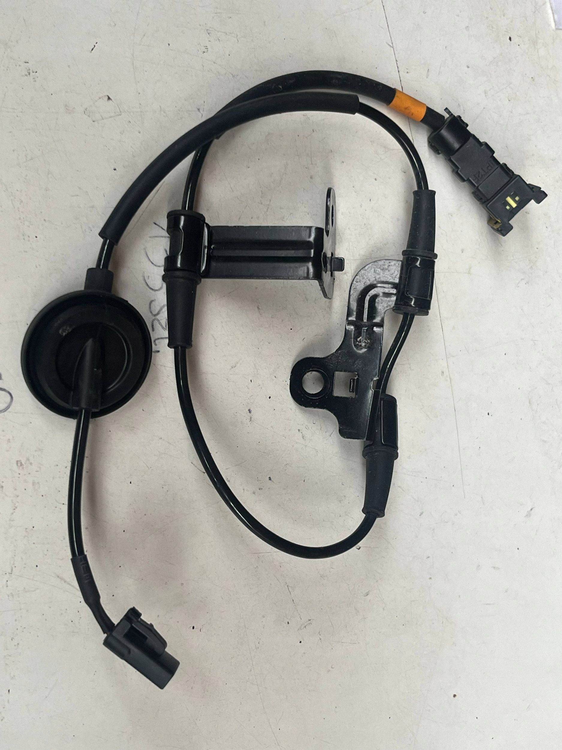 bundle of the sensor ABS rear part KIA STONIC 91920H8300 original @A