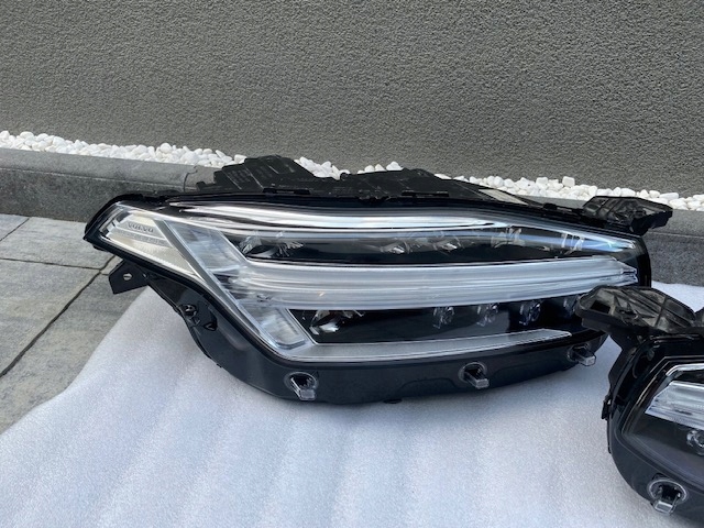 lights Volvo XC90 Full Led Active High Beam 1 module