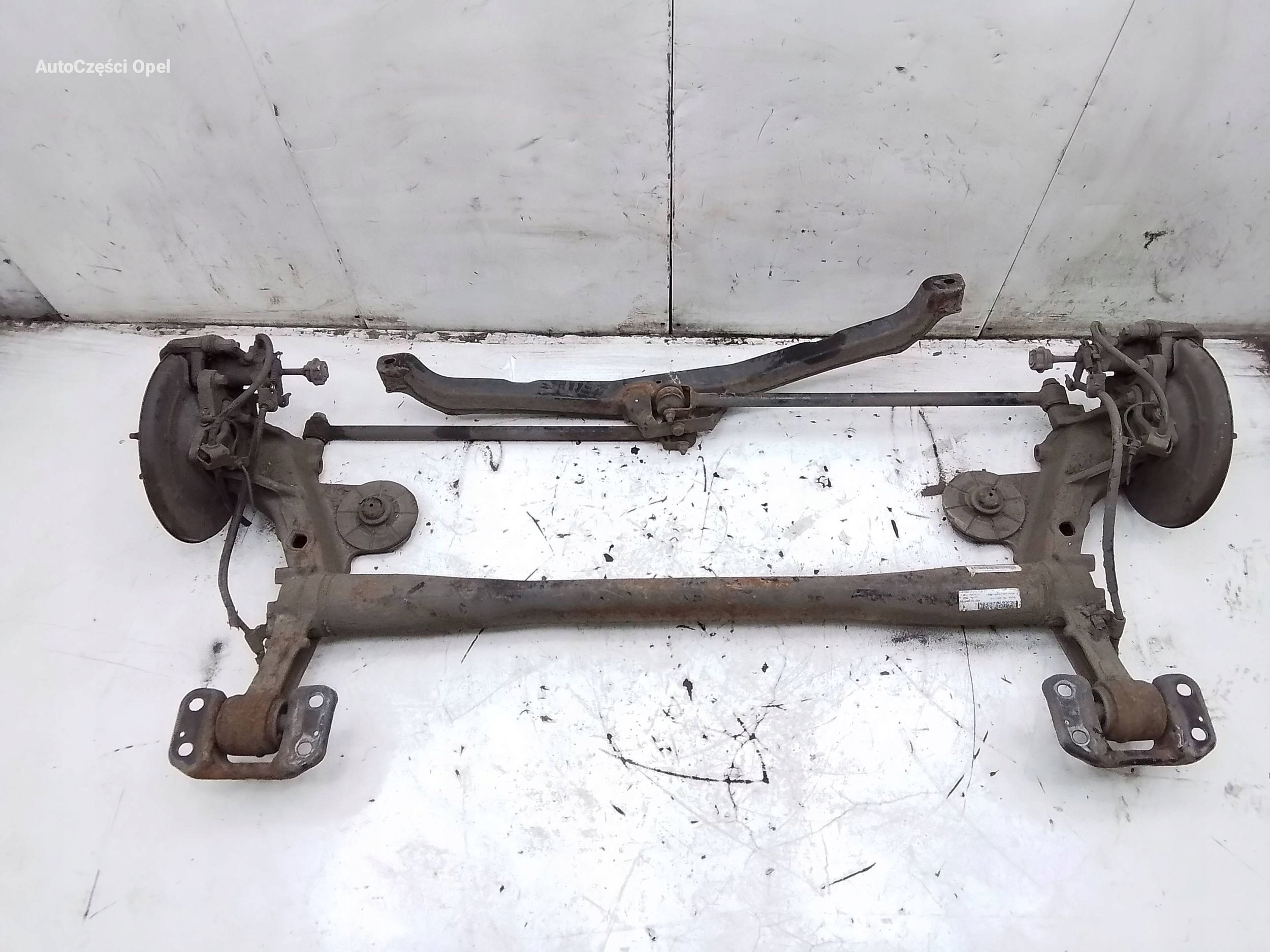 Opel Astra J GTC BELKA WÓZEK SANKI ZAWIESZENIA OSI TYLNEJ TYŁ
