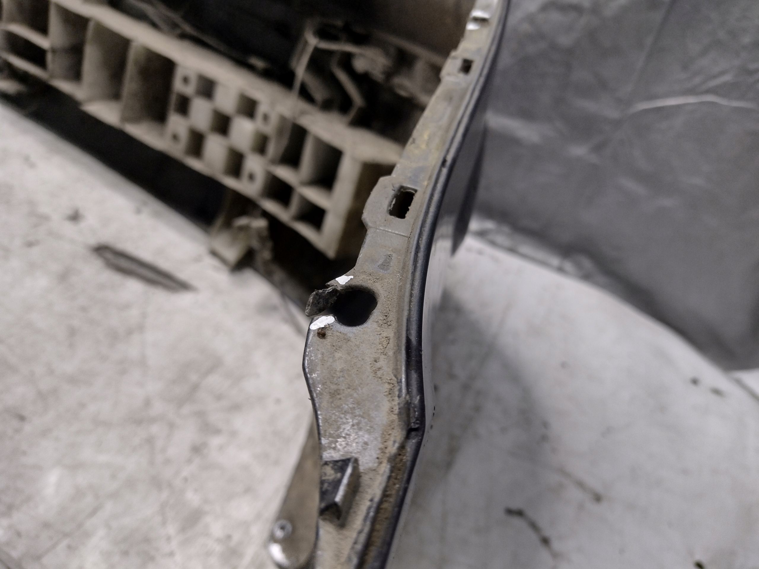 bumper rear Renault Laguna II liftback PDC k: TEB66