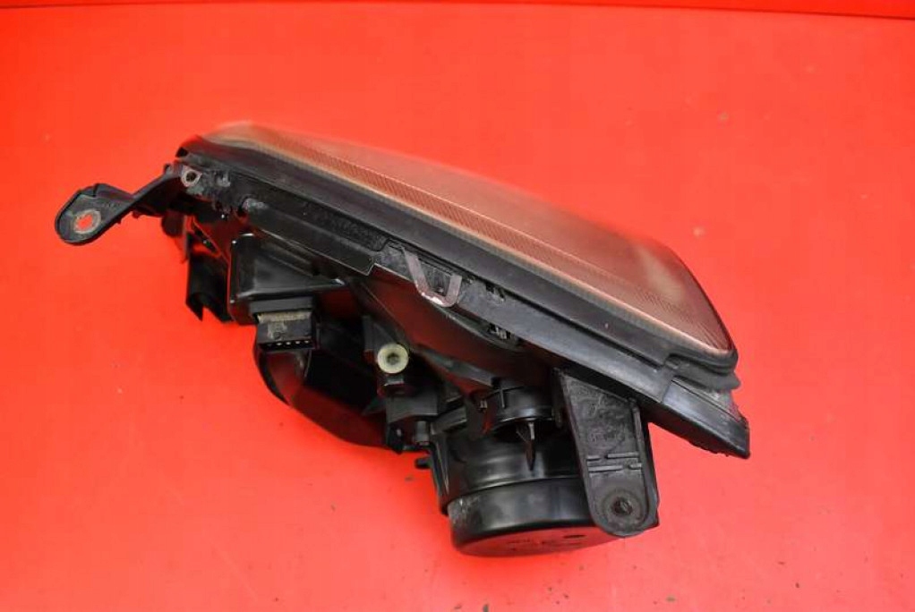 REFLEKTOR right light front XENON EU 155888-00 OPEL VECTRA C 02-05