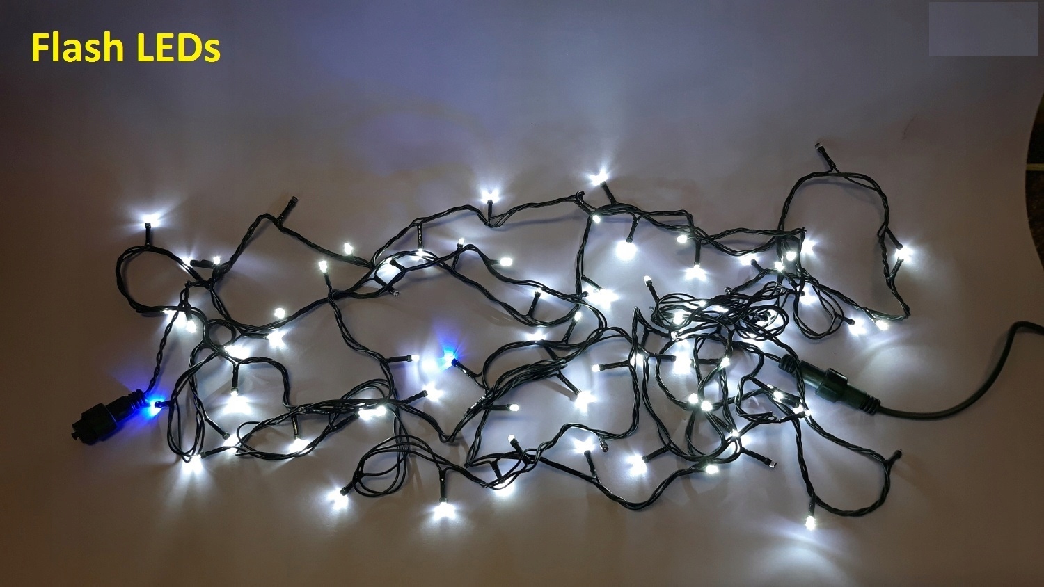 Vianočné osvetlenie na stromček 1000LED studené biele s Flash Vitalux FL10-3