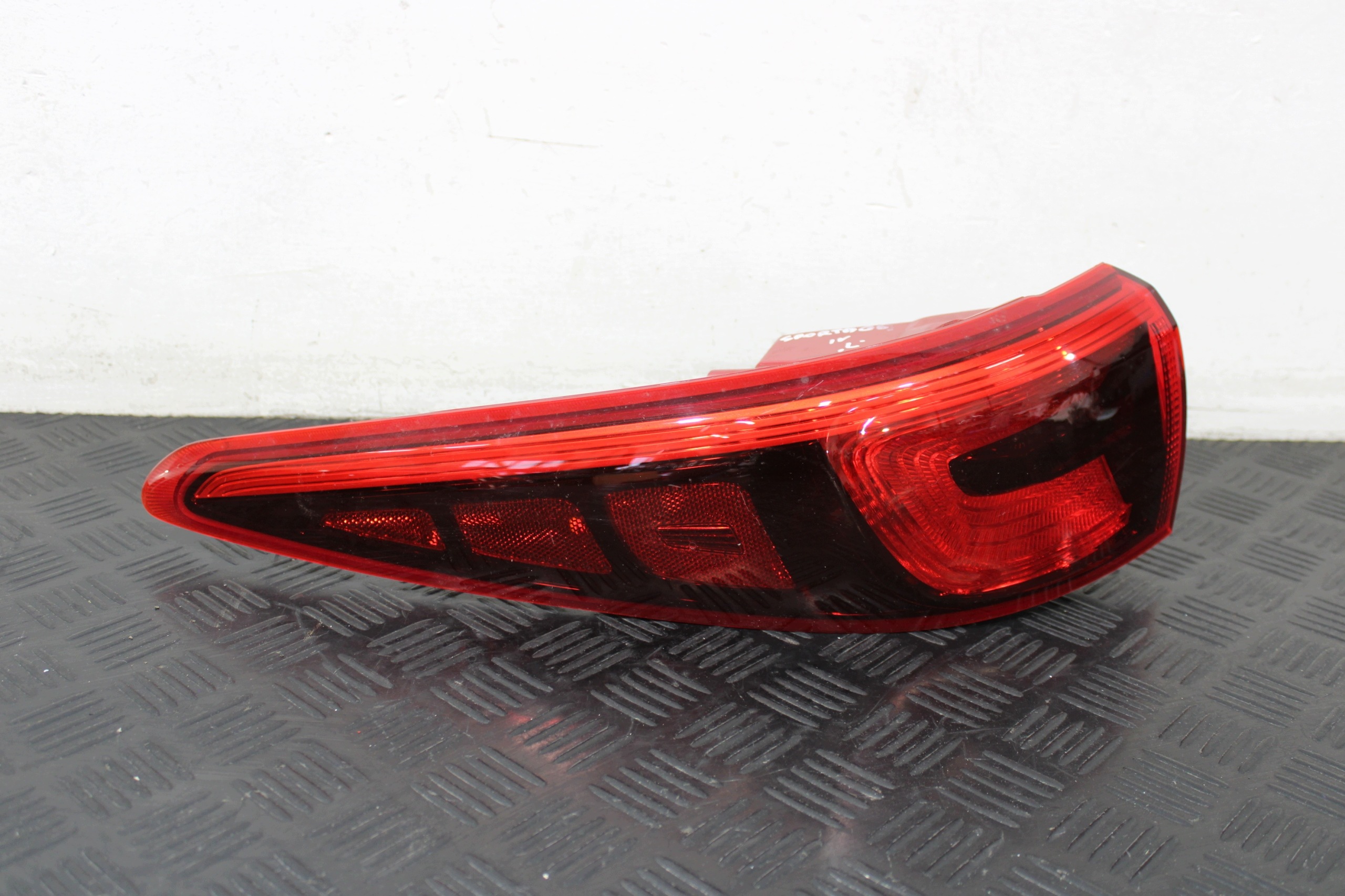 licht links heck KIA SPORTAGE 4 IV GT- LINE