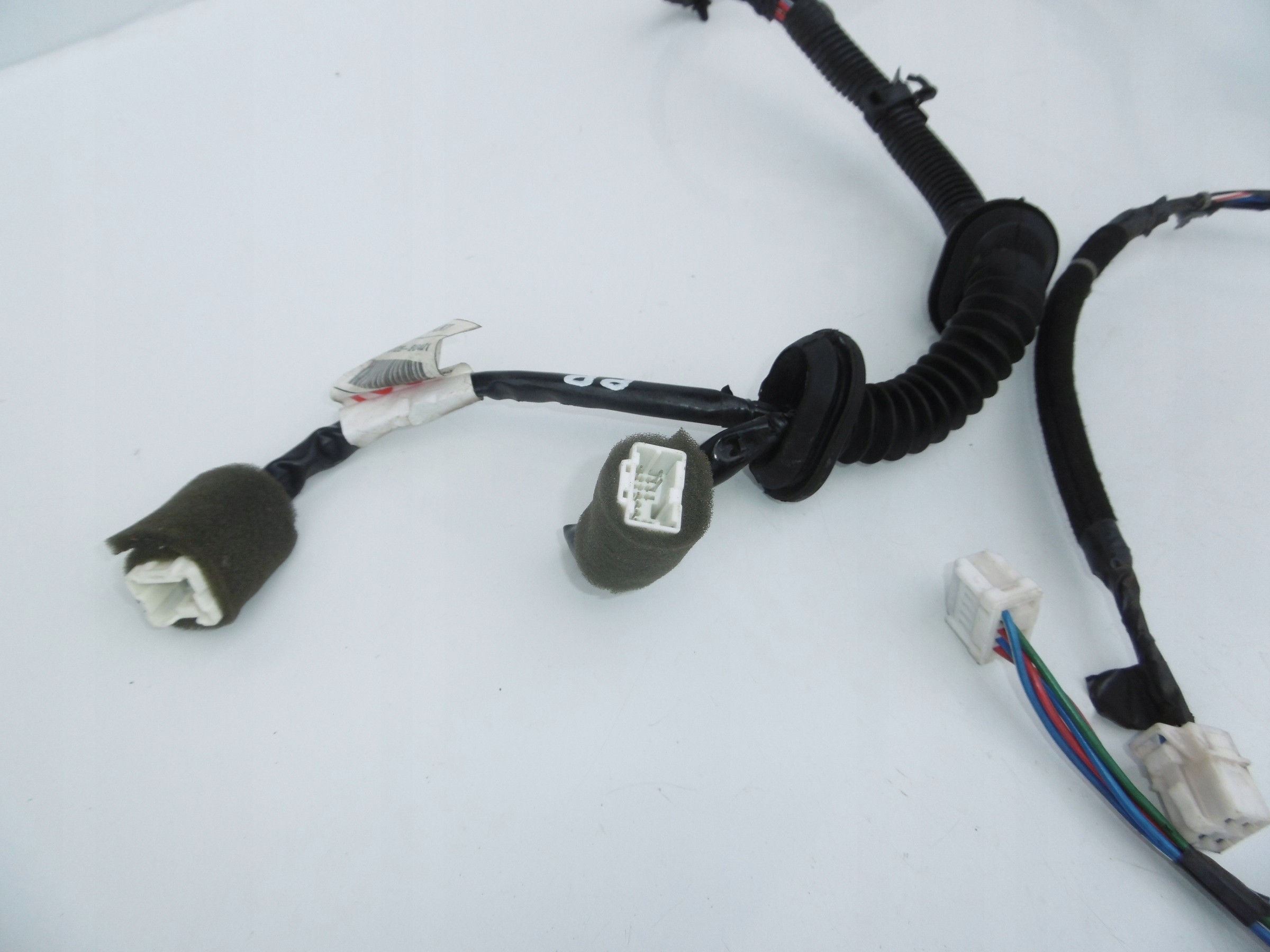 bundle door right front NISSAN ALMERA TINO