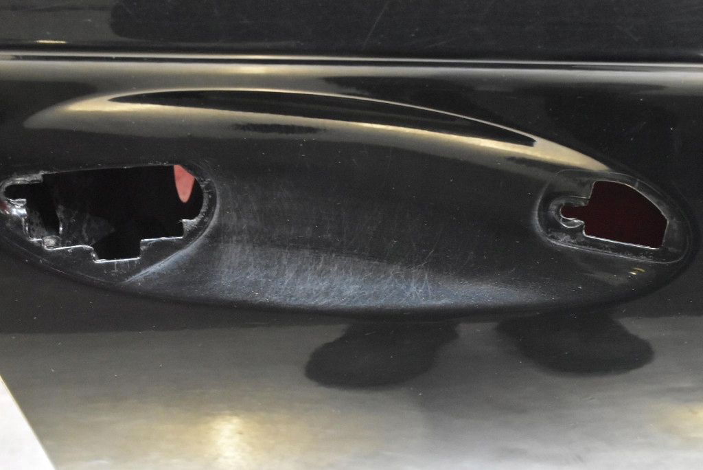 door right front front black, MERCEDES CLS C219 sedan 04-08