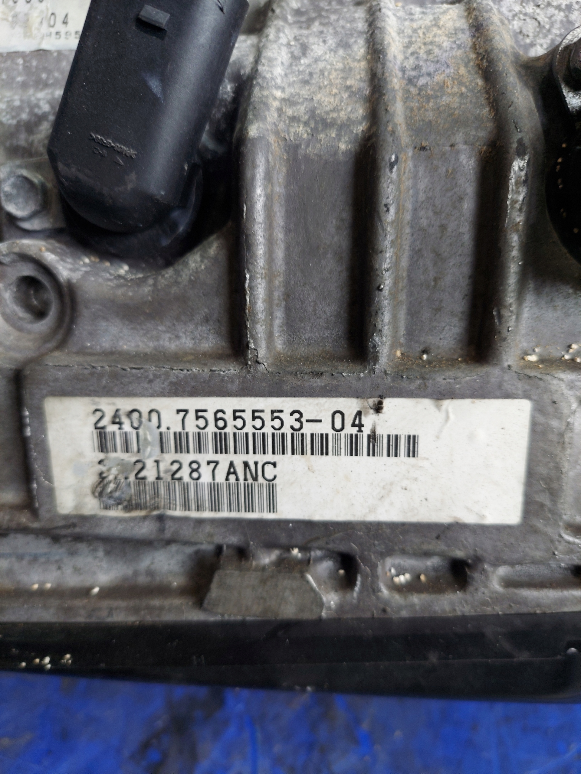 Getriebe MINI 1.6 D 2400.7565553-04 DIESEL