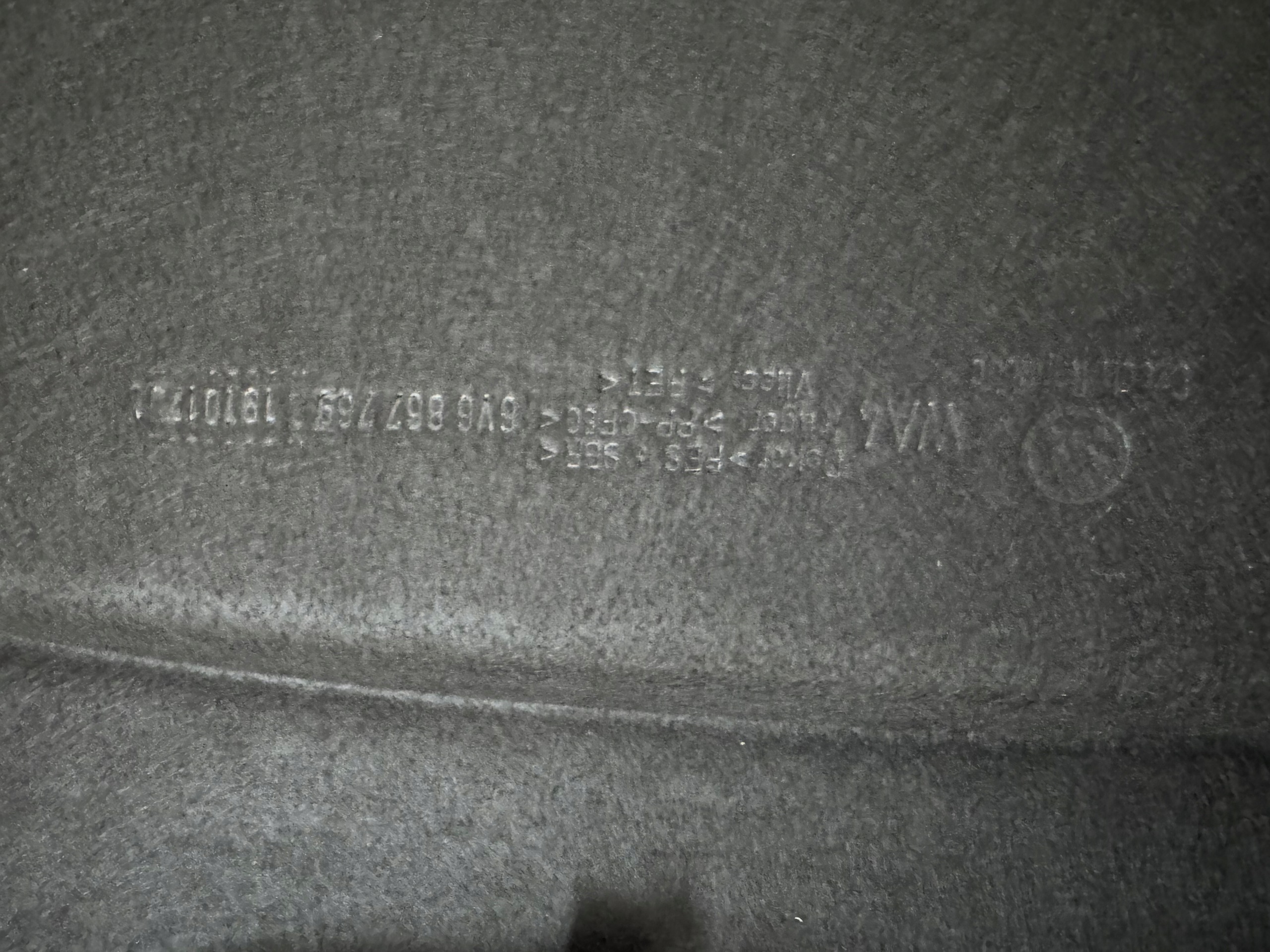 plato boot SKODA FABIA III 5D HB 6V6867769