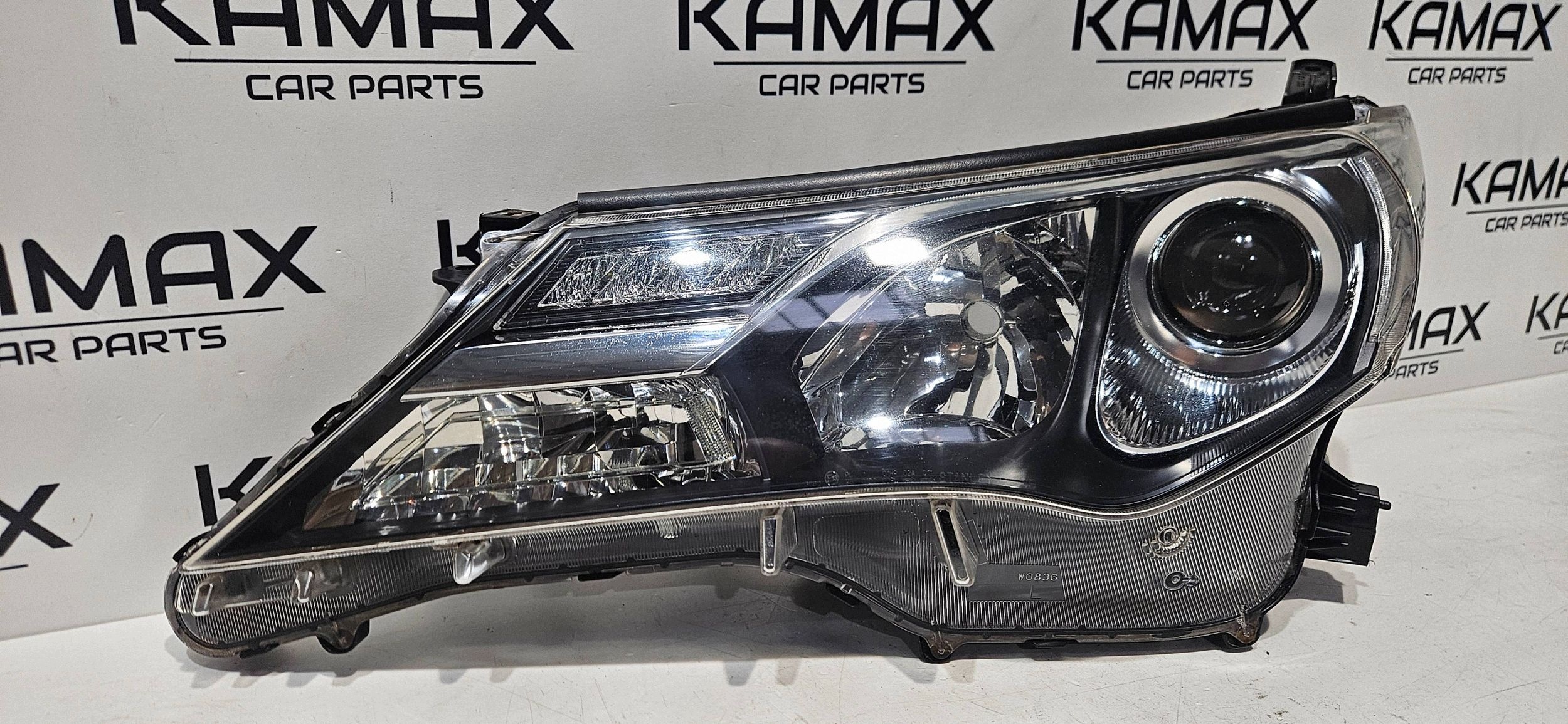 light left front normal TOYOTA RAV4 IV 13-15 original EUROPA STANLEY W0836