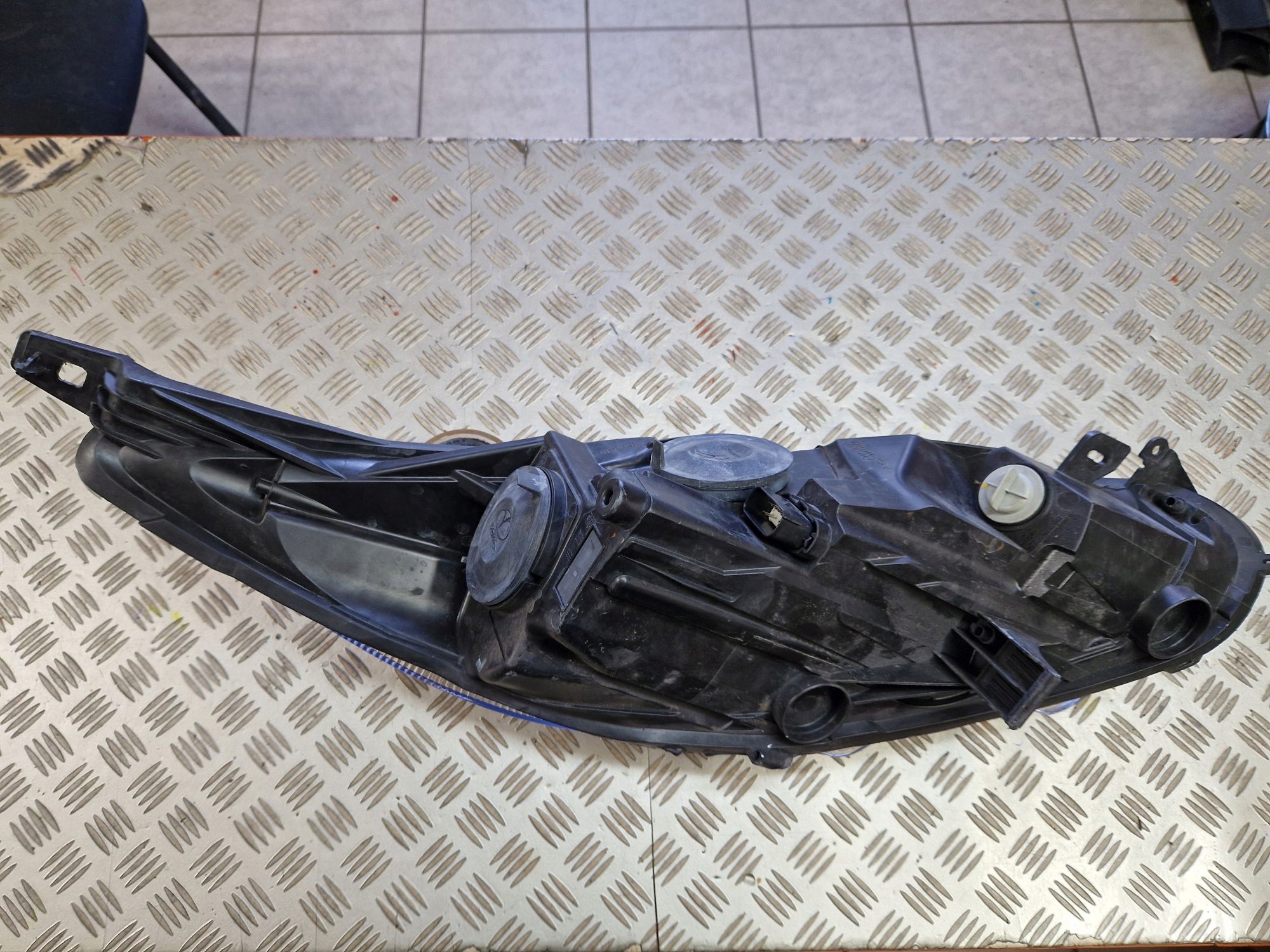 light left front FORD FIESTA MK7 LIFT 2012R->