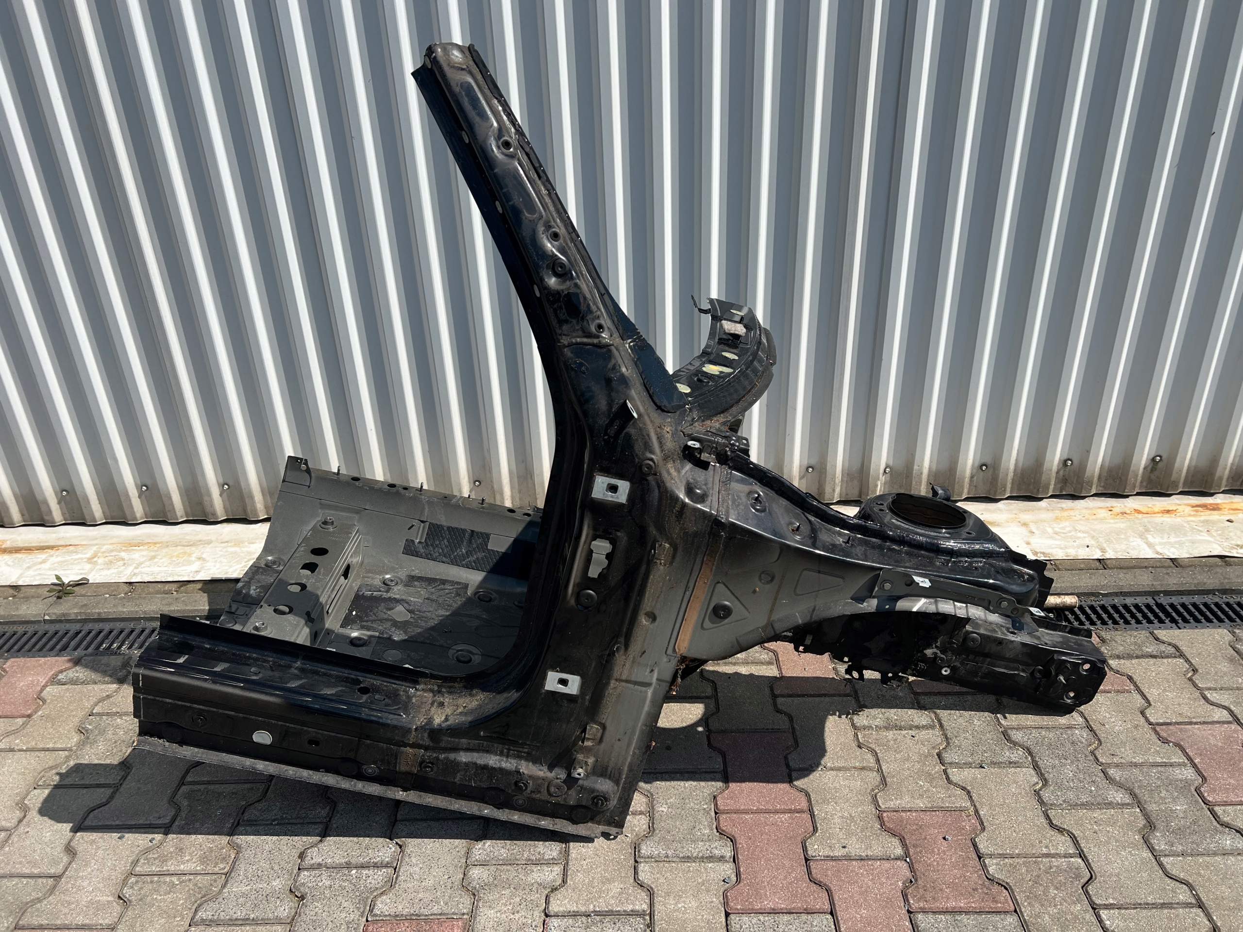 PODŁUŻNICA FARTUCH ĆWIARTKA PRAWA PRZÓD MINI COOPER F56 A94