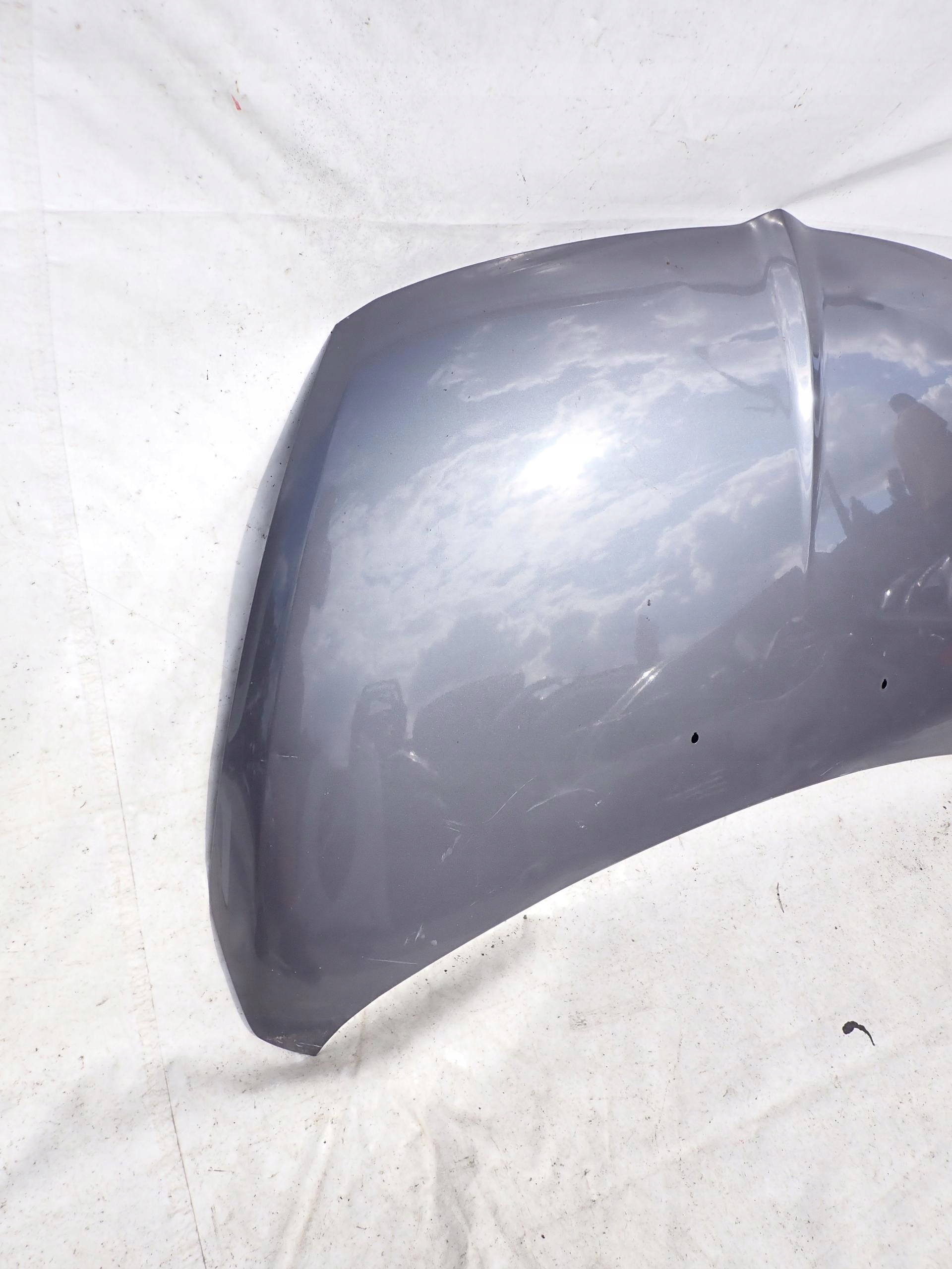 MITSUBISHI GRANDIS 03- Cofano