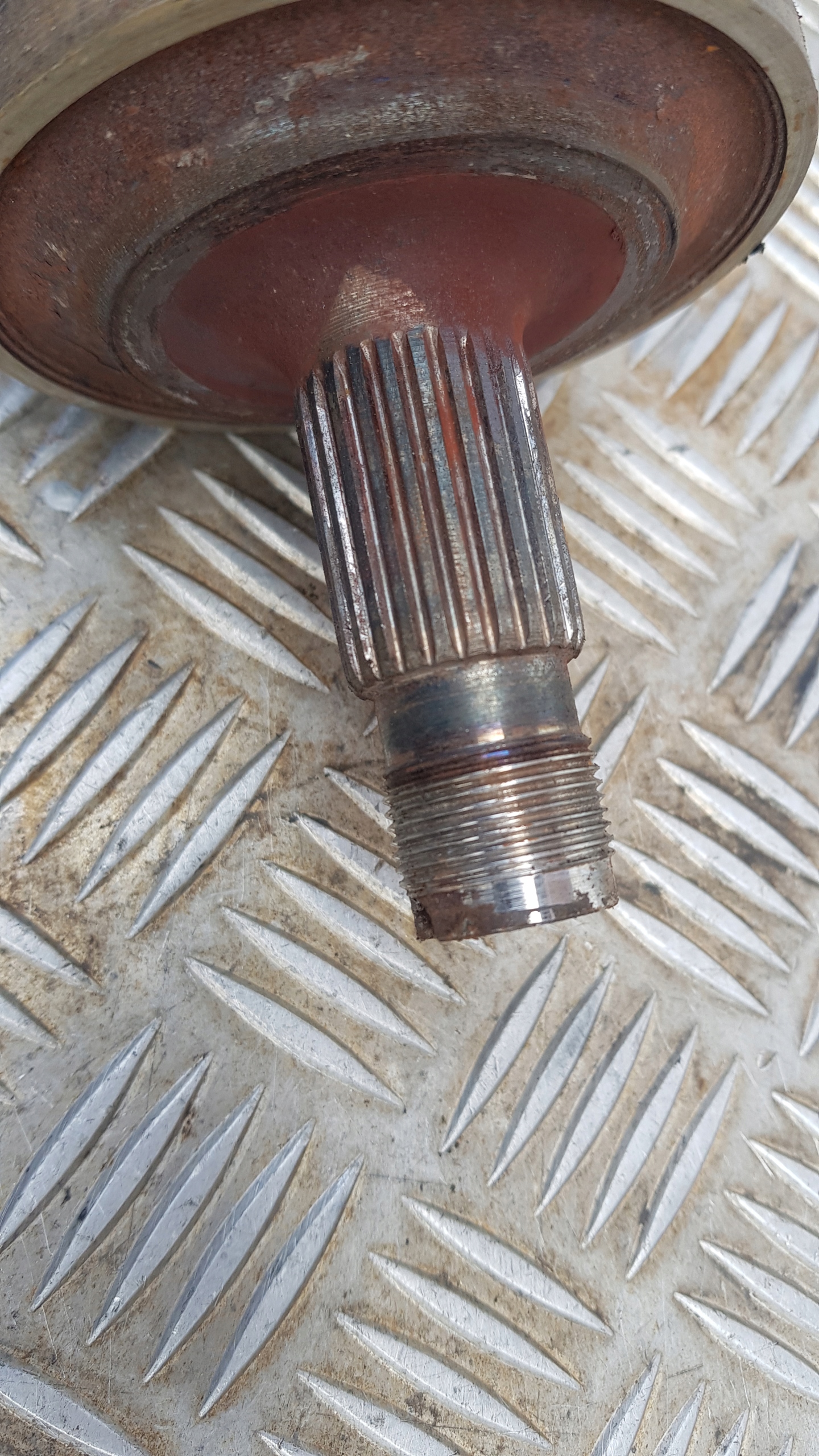 MERCEDES W203 2.7 CDI semi-axis right