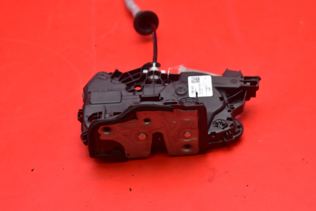 lock door right front front EU 10A839016B SKODA FABIA 4 IV 21