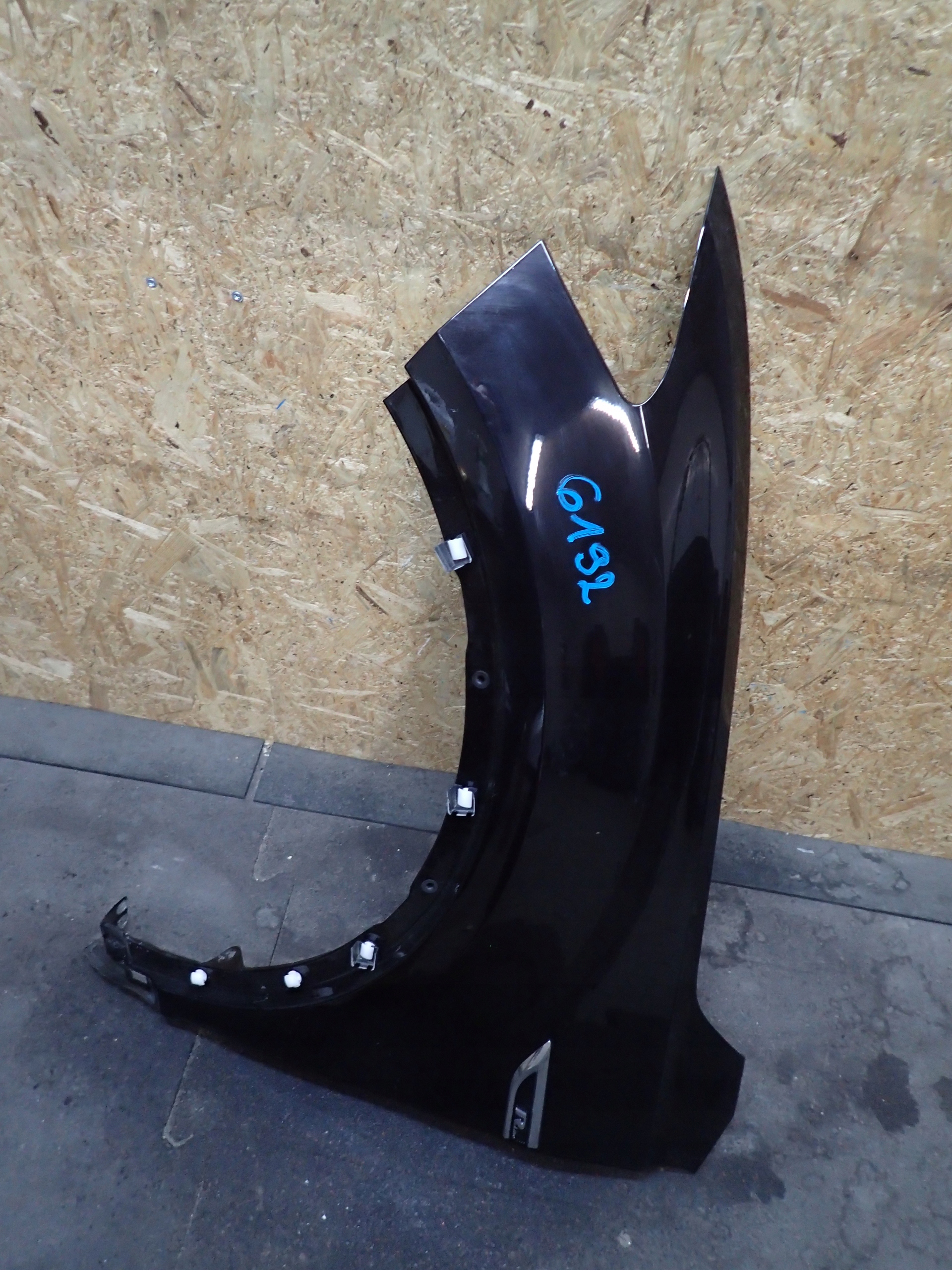 FENDER FRONT LEFT VW T-ROC T ROC