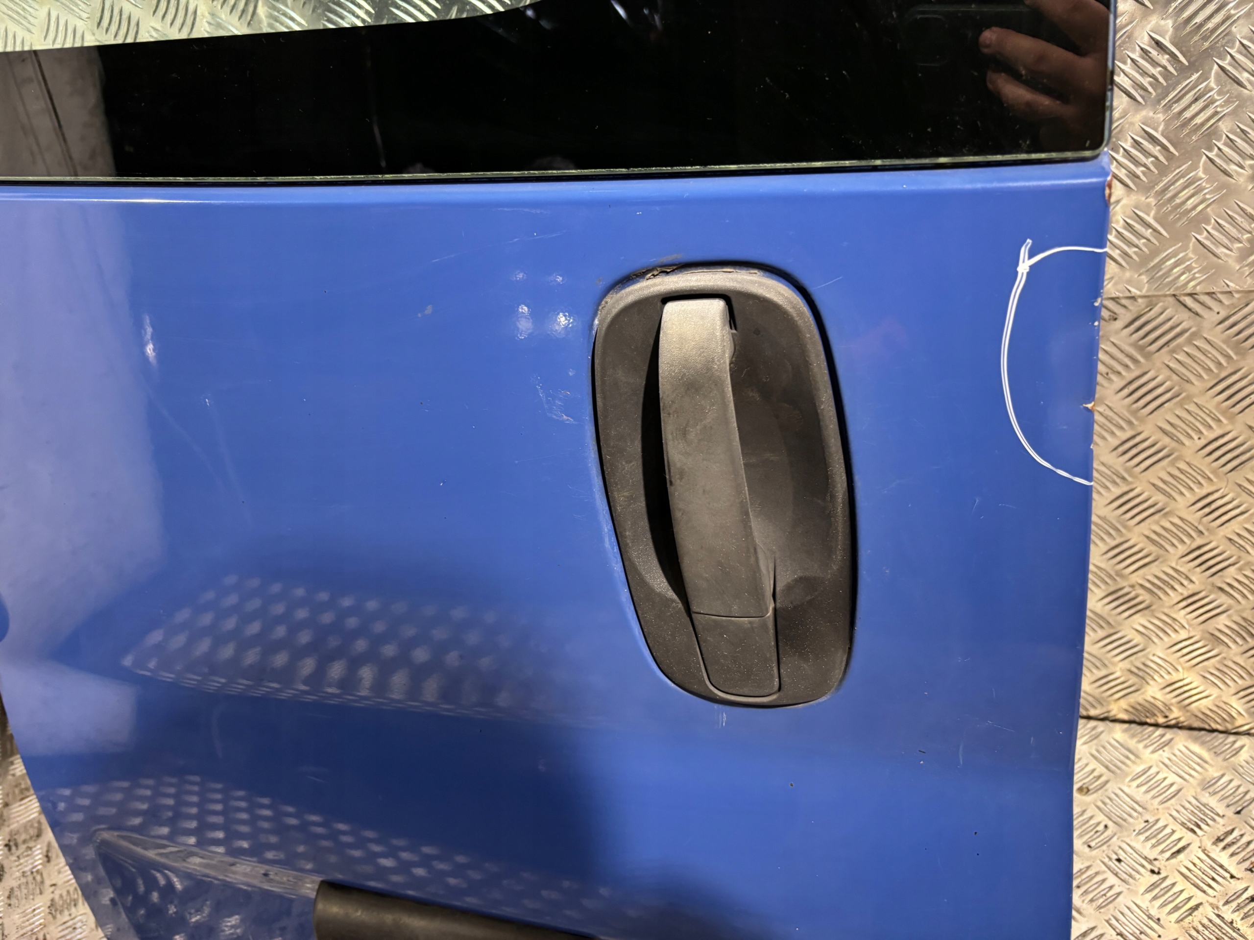 door left rear part Opel Vivaro A k: 23U