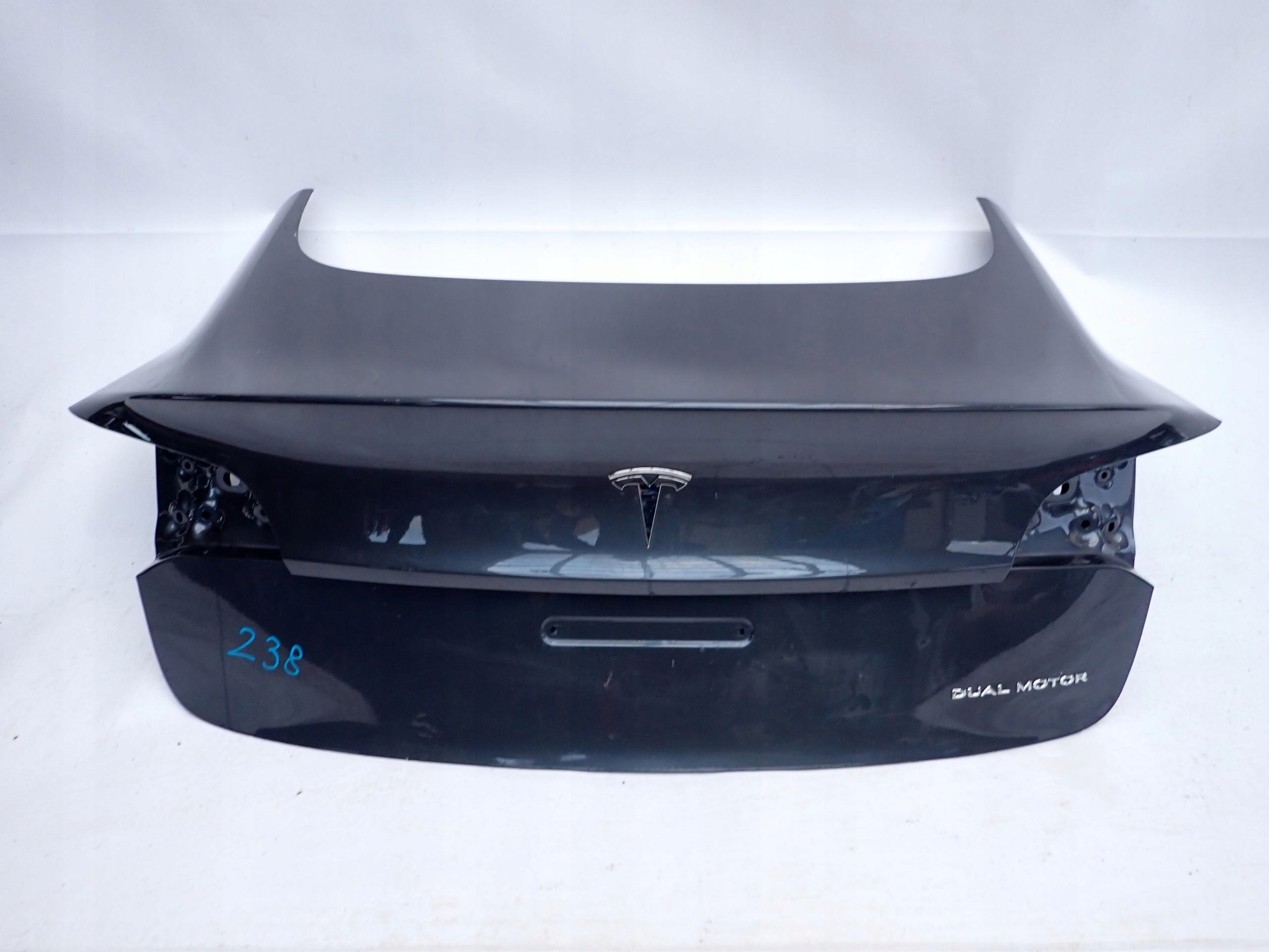 TESLA 3 LIFT 21- trunk door boot rear part