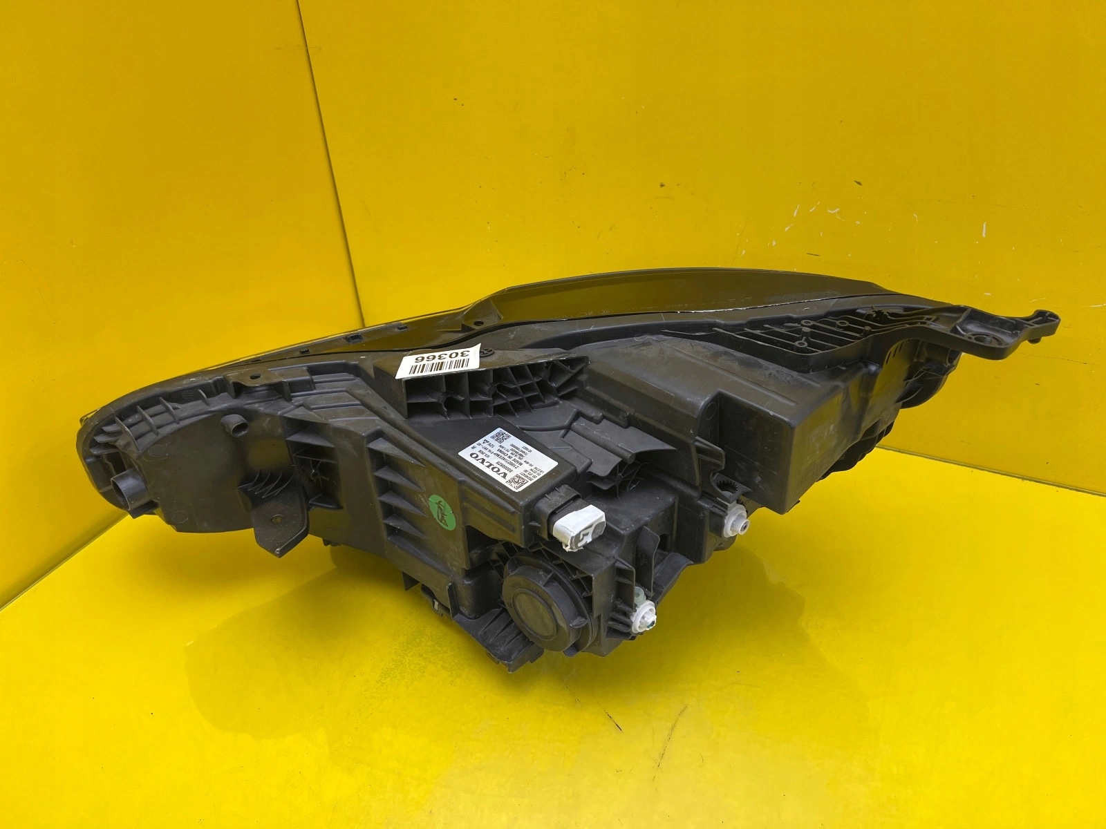 light right front Volvo EX30 Full Led 80000628