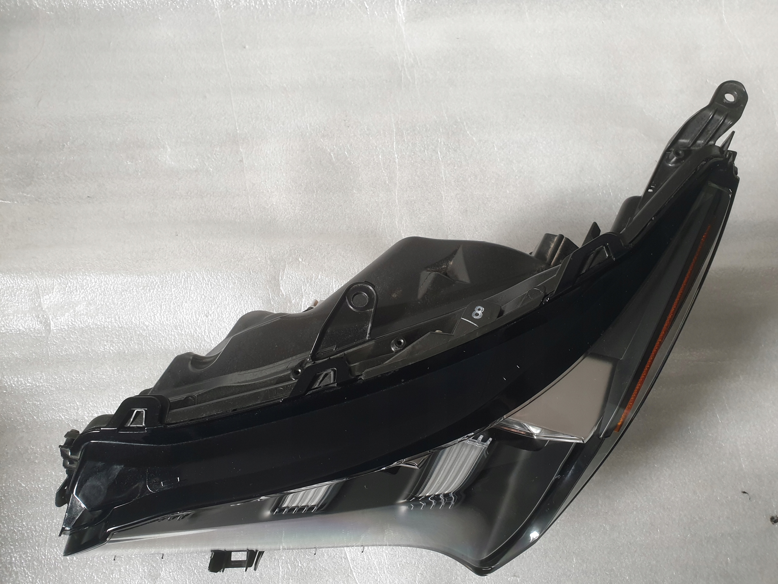 LEXUS NX200 NX300 FULL LED KOMPLET Producent części Lexus OE