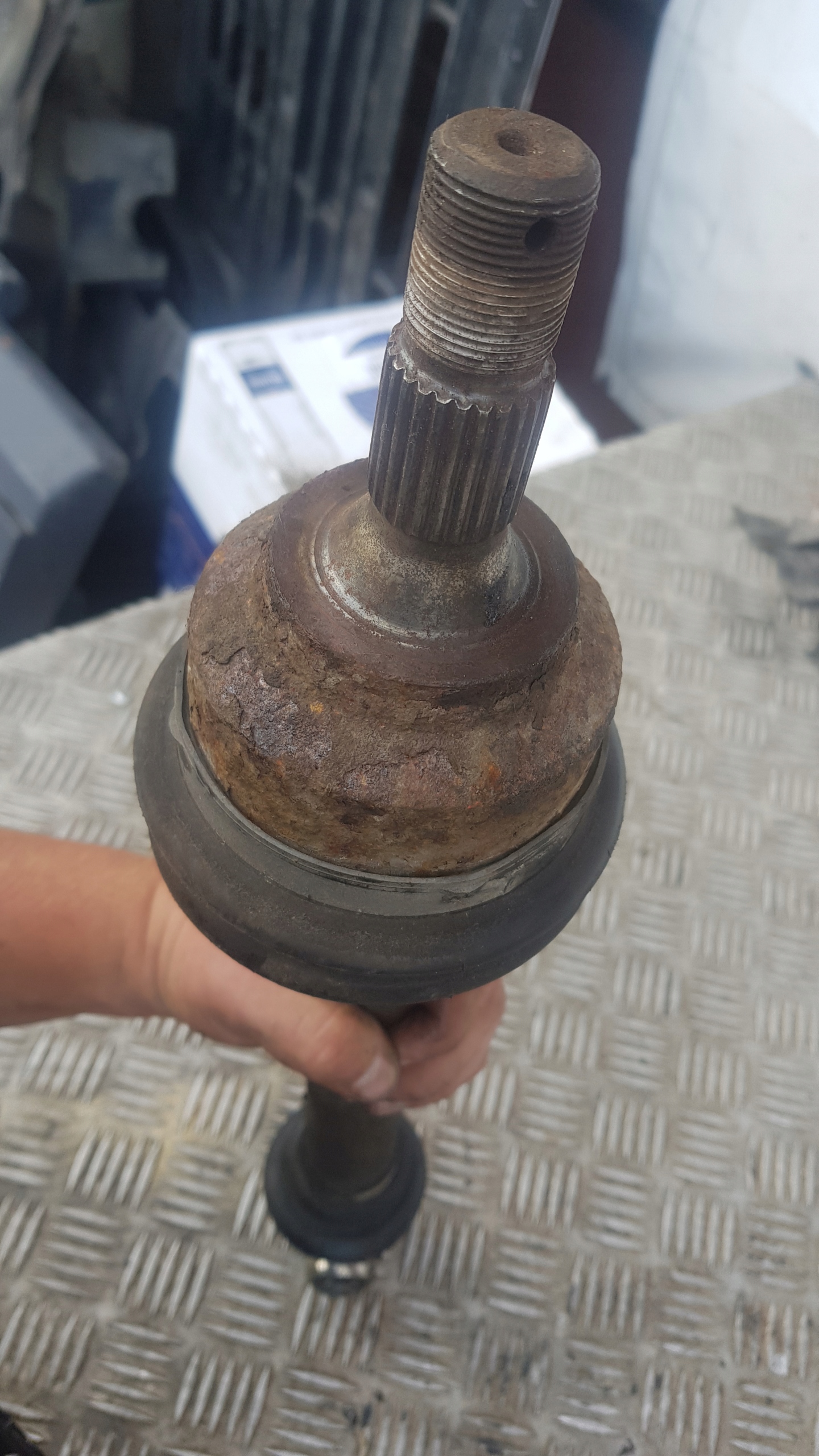 CITROEN C4 1.6 HDI semi-axis NAPEDOWA right