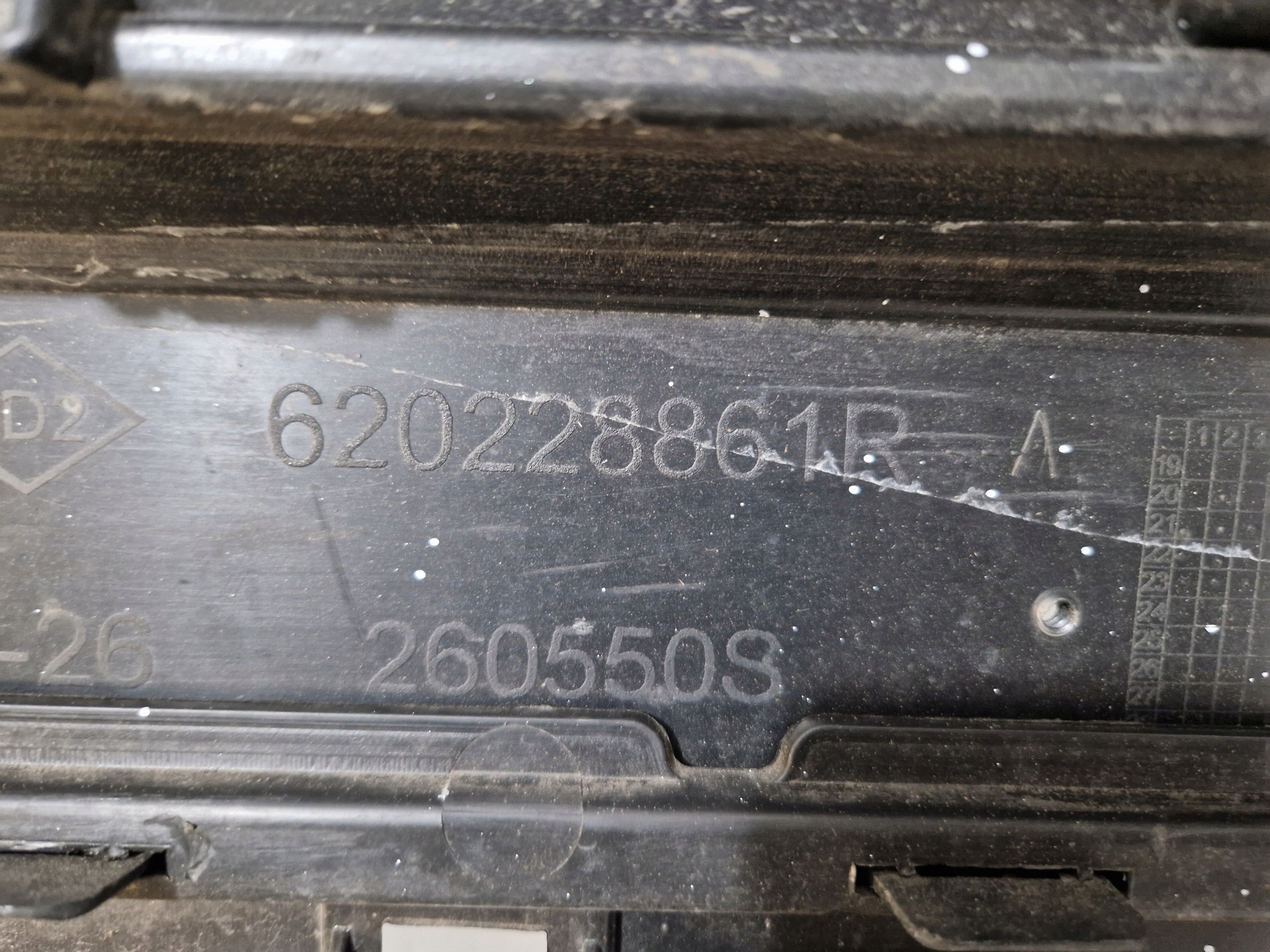 DACIA SANDERO III 3 STEPWAY 2020- front bumper front 620228861R