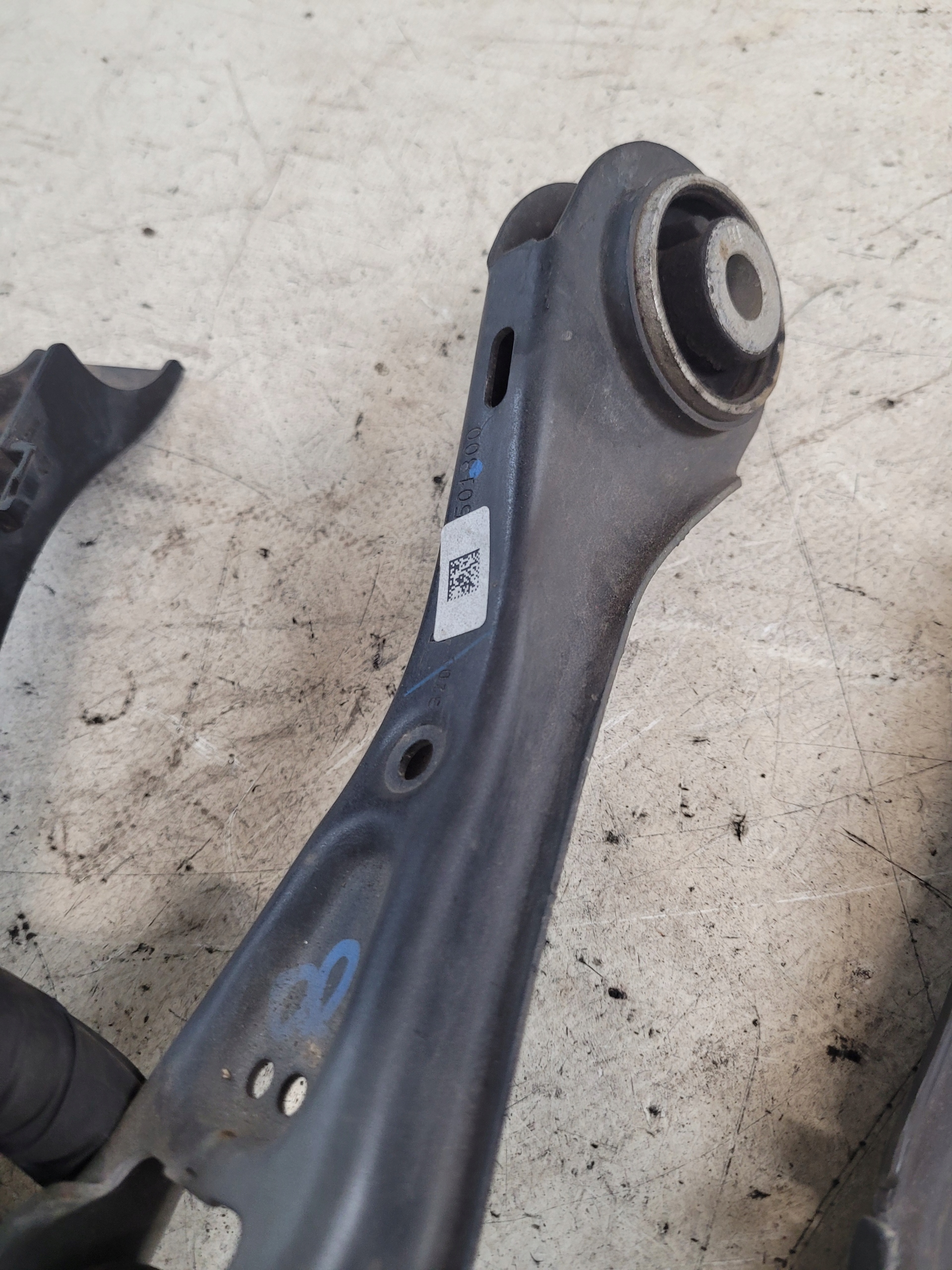 Querlenker heck hinten unterer rechts MERCEDES GLB X247 22r. 2.0CDI