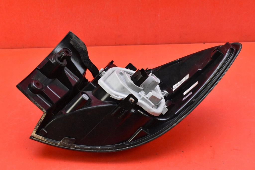 light left rear part rear 265558548R RENAULT CAPTUR 1 and 13-17