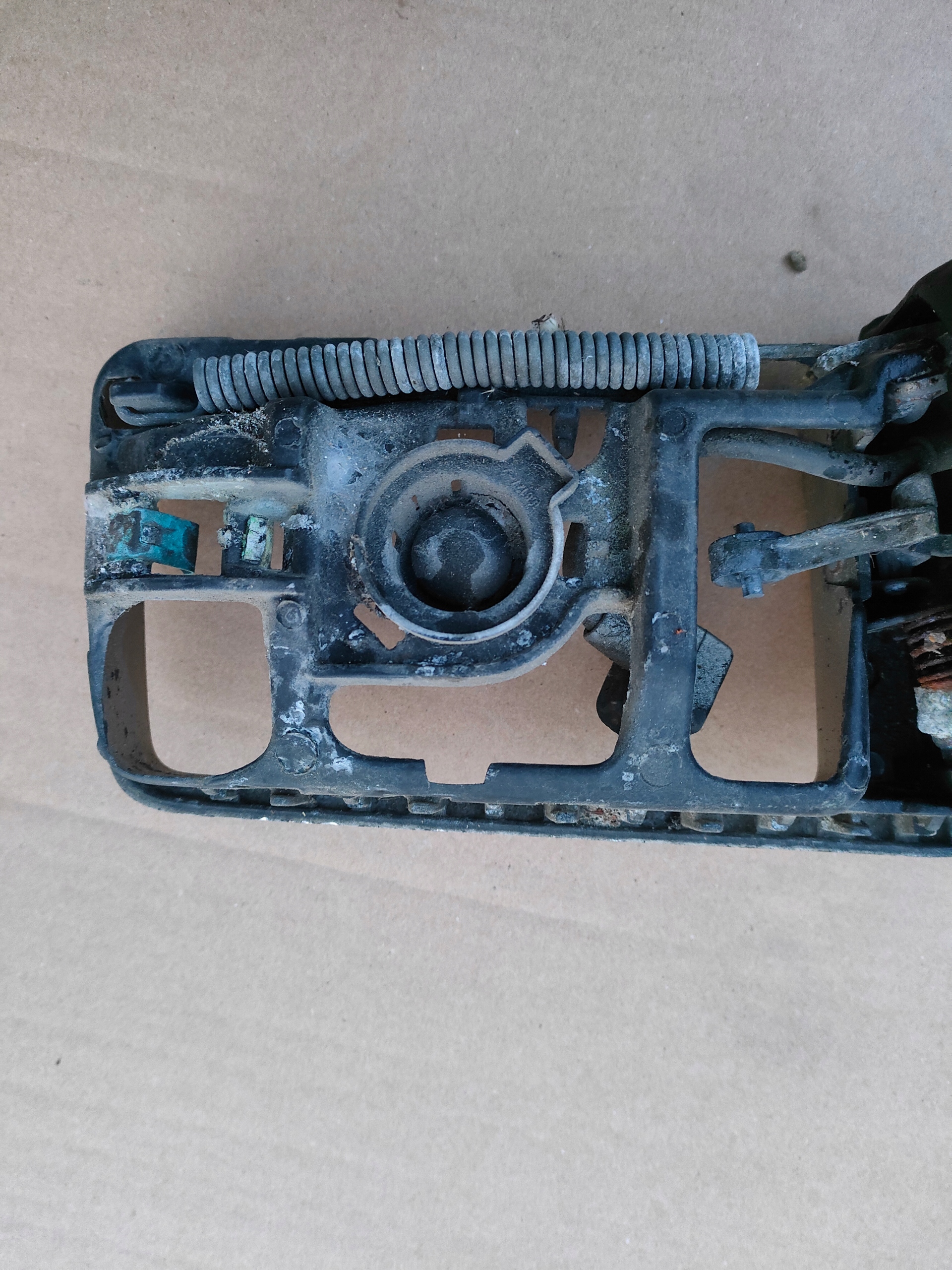 mirror left driver´s exterior manually MERCEDES W124