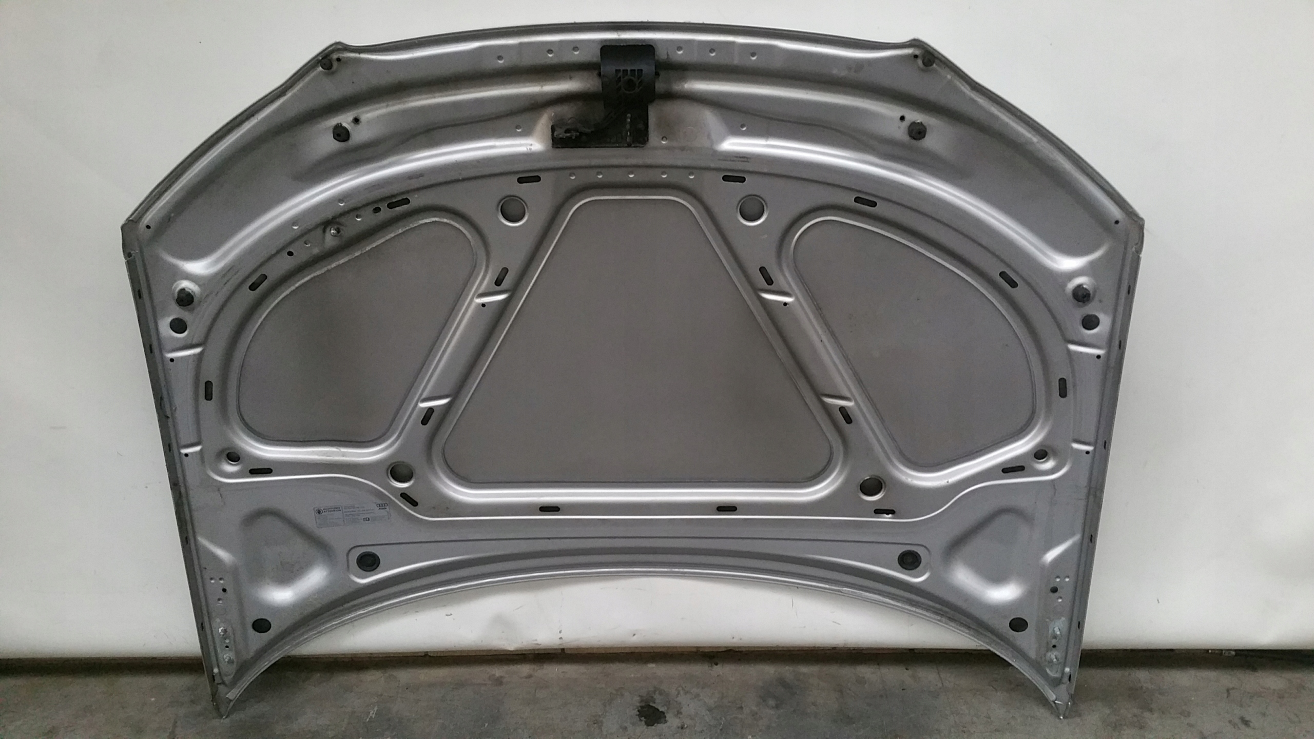 bonnet LY7W Audi A3 8P - small grill