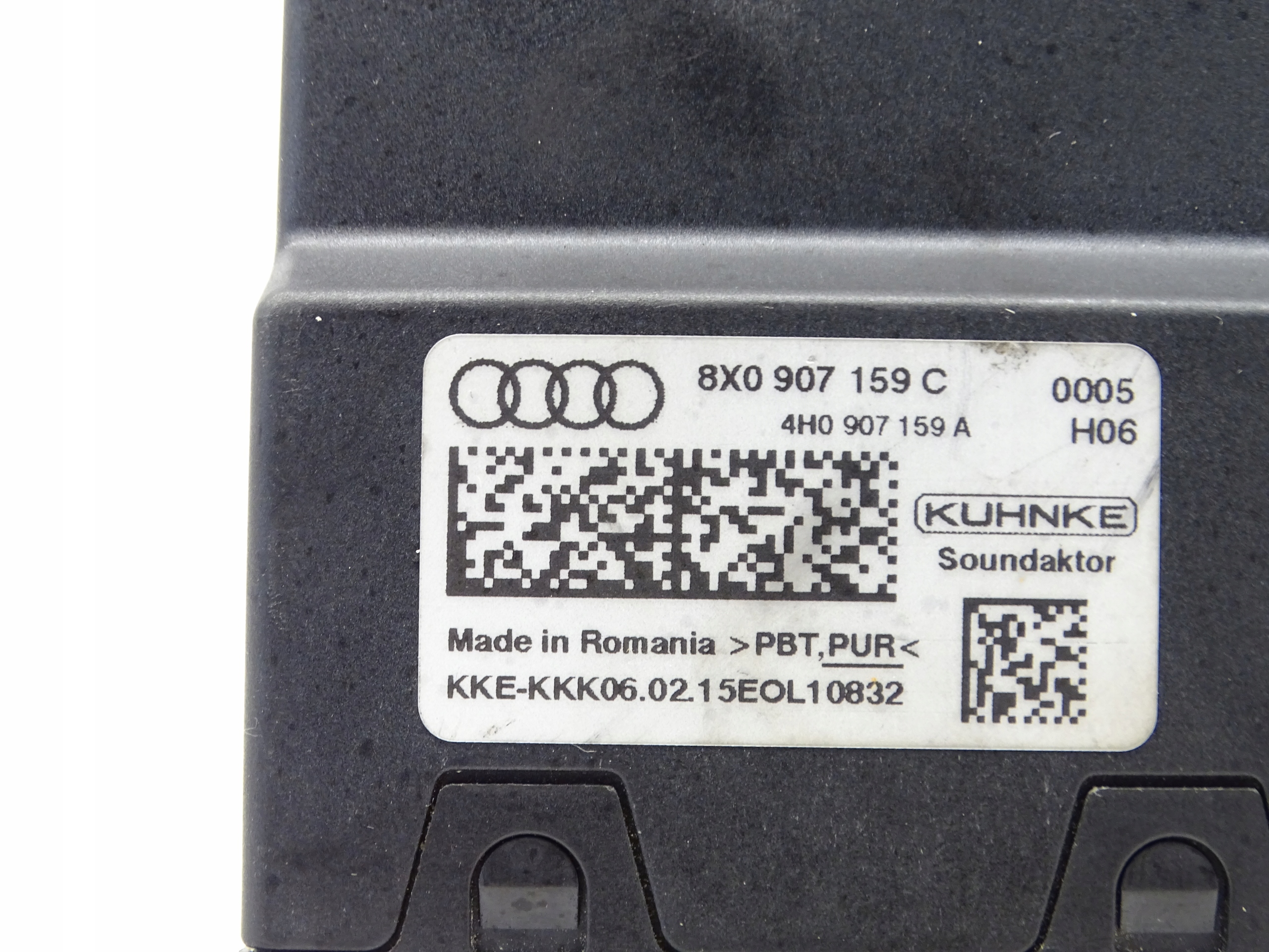 control unit module DZWIEKU of the engine AUDI A1 S1 8X0907159C