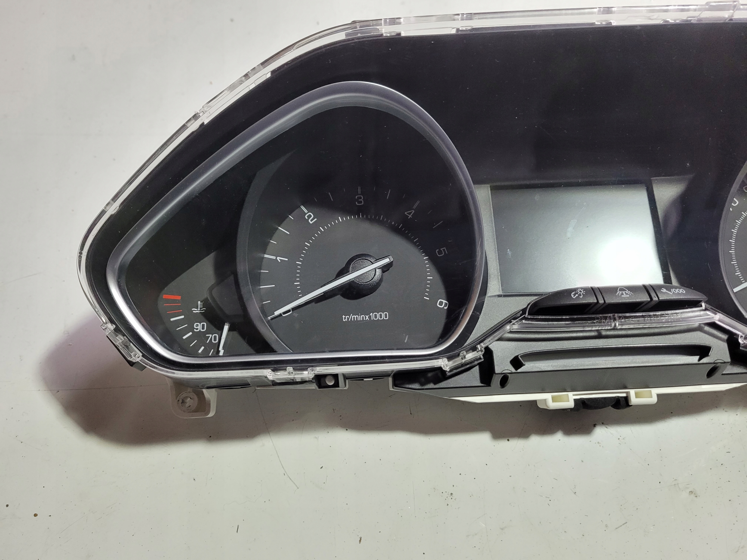 dials dials PEUGEOT 208 and 1 9805969180