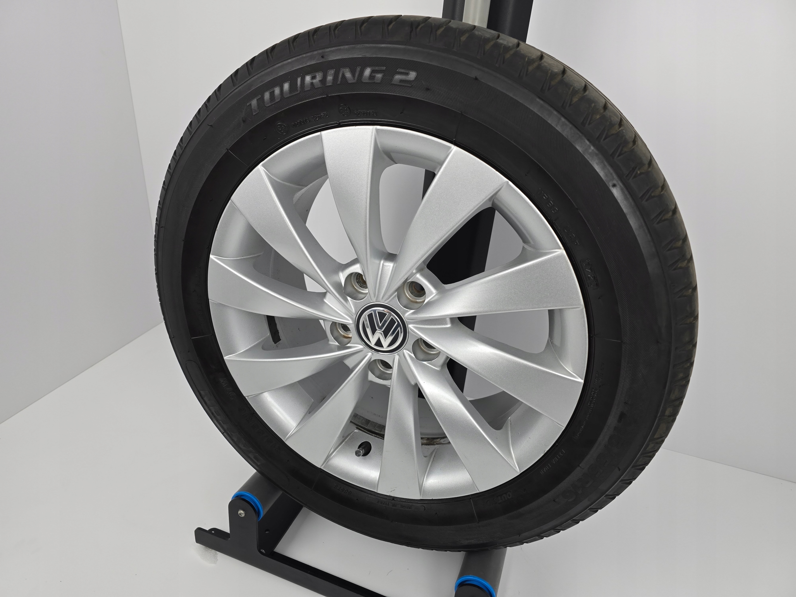 Koła Felgi Volkswagen 16" Golf Eos Passat Transporter Rodzaj felg Aluminiowe