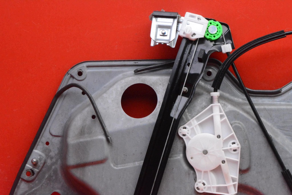 window regulator left front EU 1M0837755 SEAT LEON 1 and 99-05