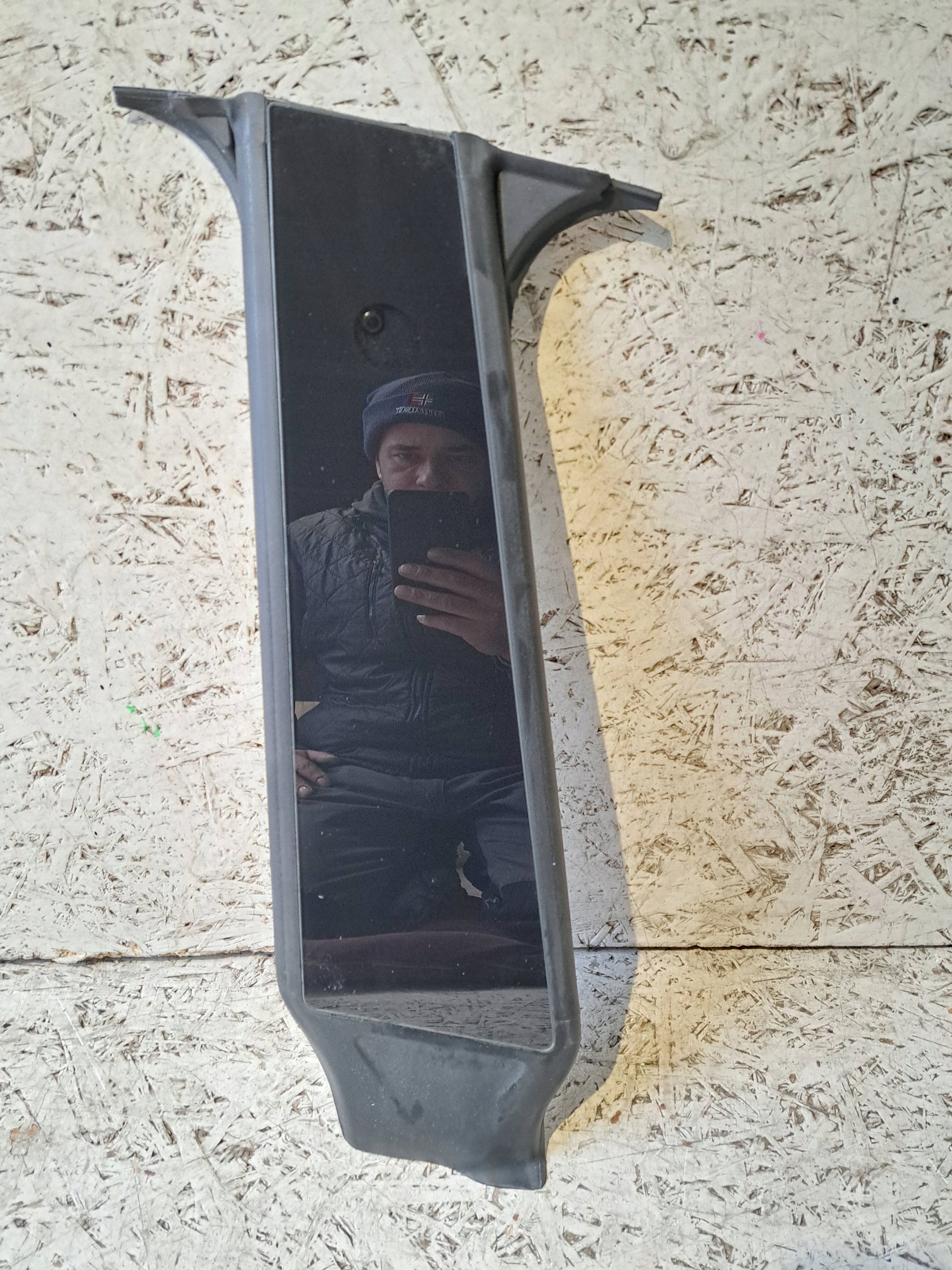 ТЕСЛА Y 1506886-90-F ПРАВАЯ СТОЙКА КРЫШКА КАМЕРЫ