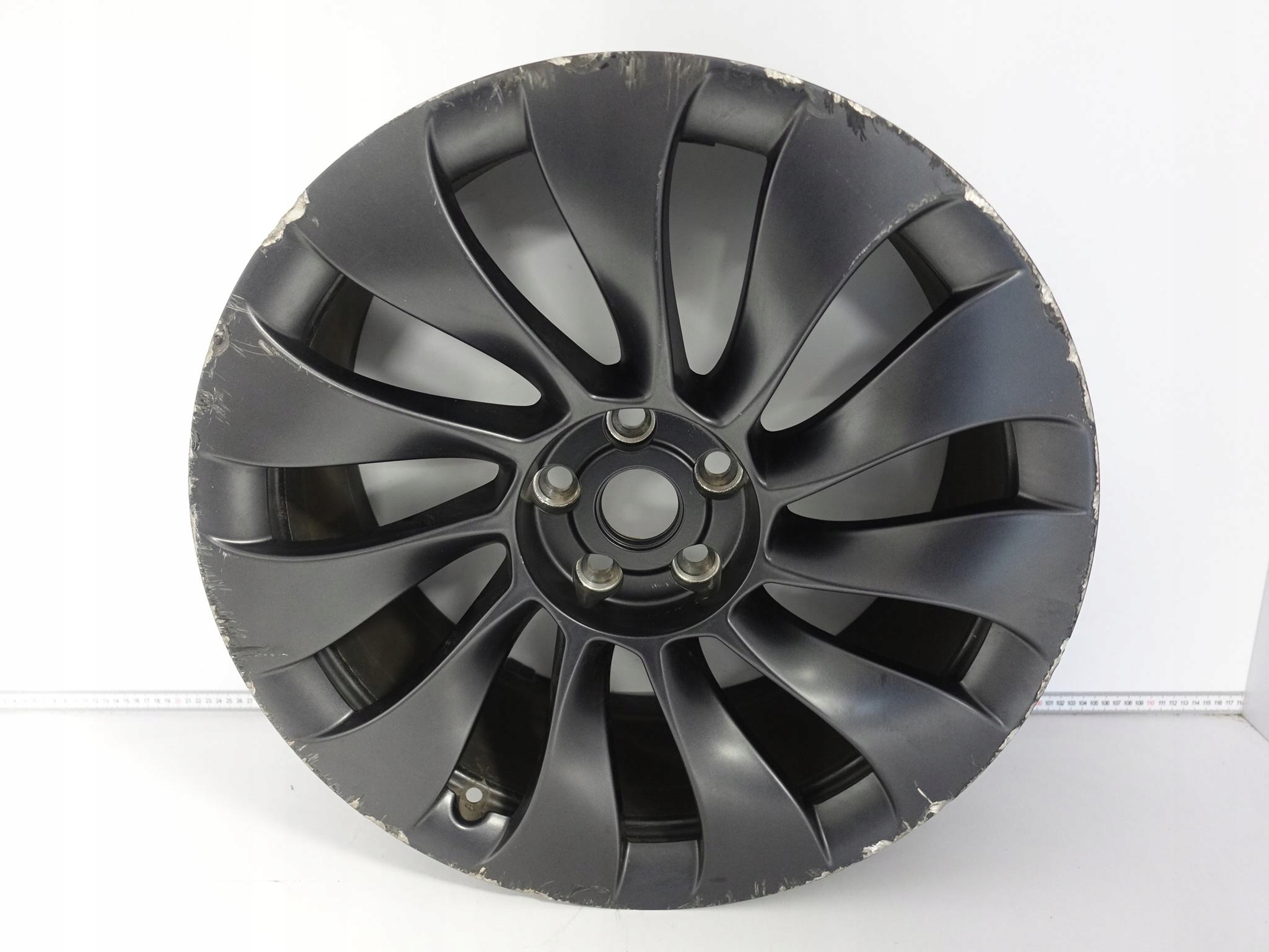 TESLA MODEL 3 5YJ3 PERFORMANCE disk 9x20 ET34 5x114,3