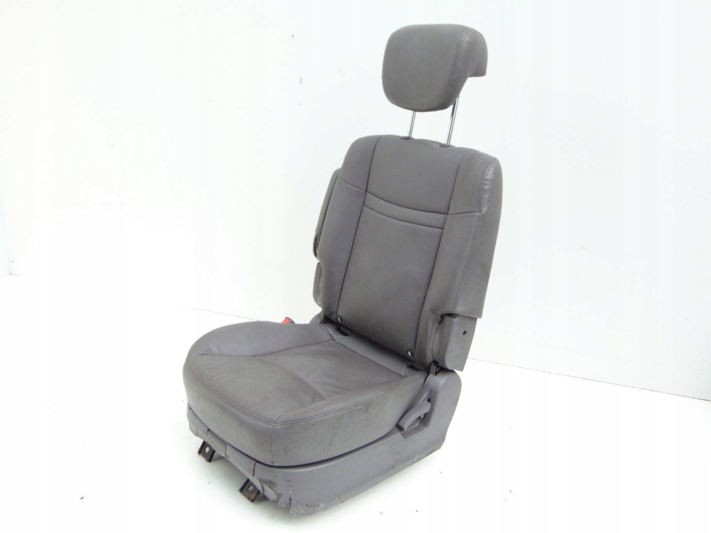 кресло левый зад 2 RODIUS II 13R