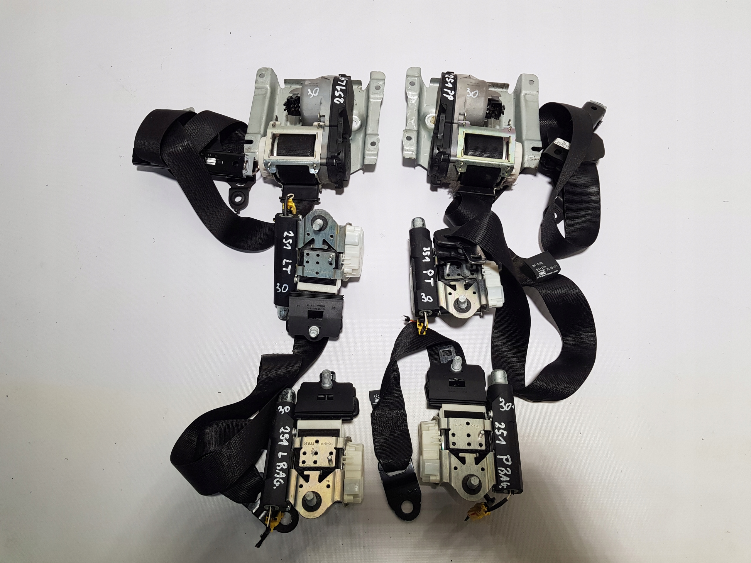 tension belts front left right KOMPLET MERCEDES W251